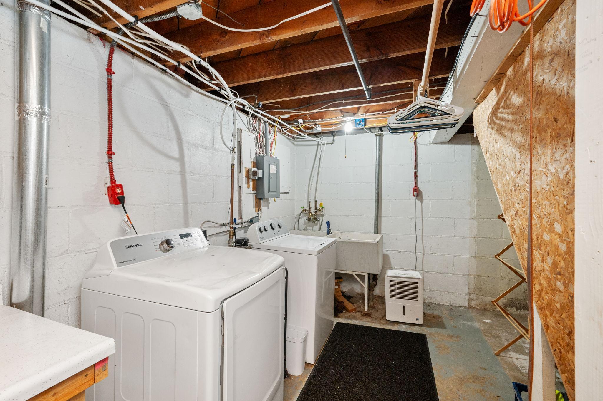View of Residential at 2821 Quebec Avenue, Saint Louis Park MN 55426, Saint Louis Park (17 of 23) - Mike Wilen | Minnesota Team Real Estate