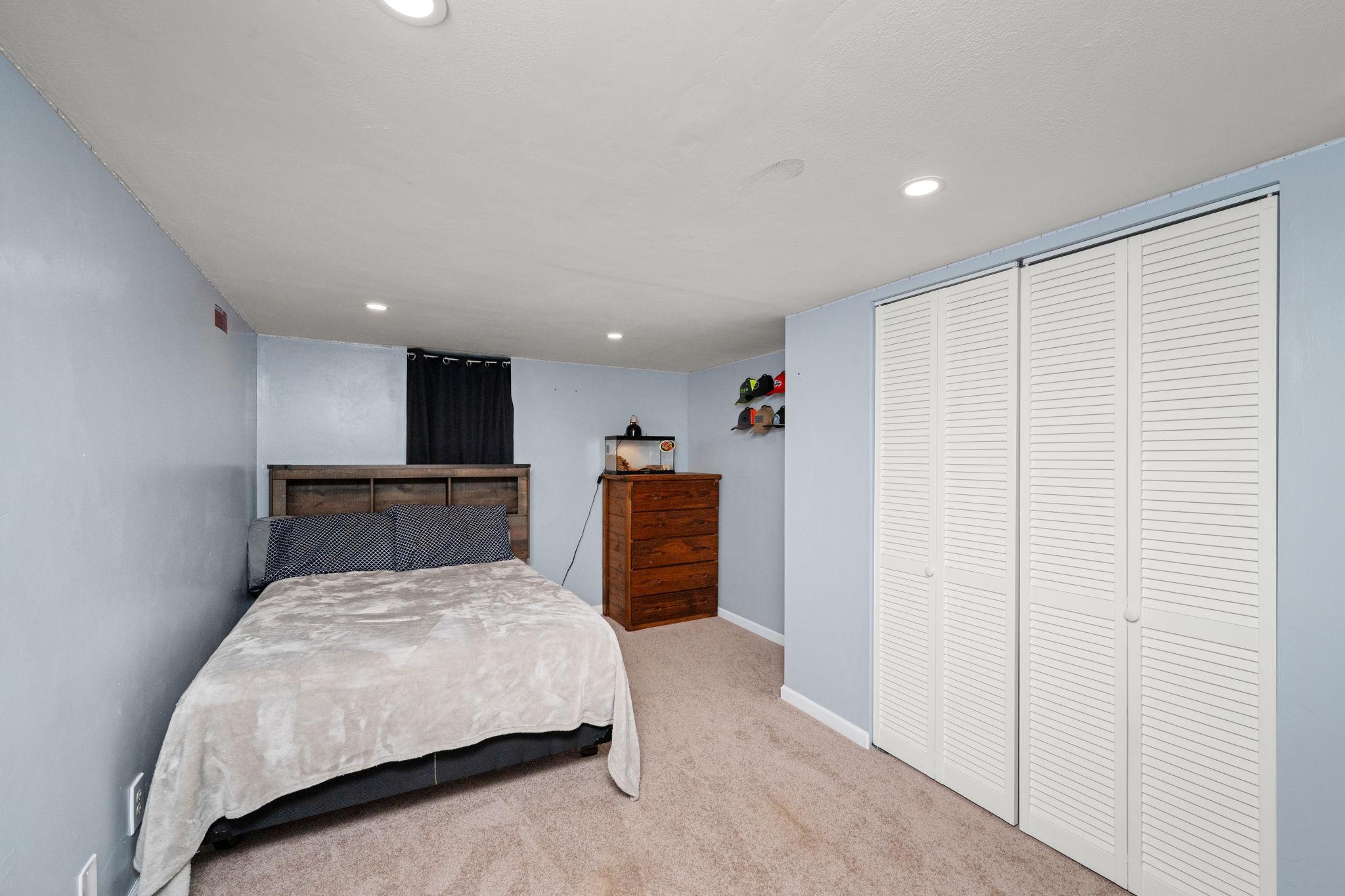 View of Residential at 2821 Quebec Avenue, Saint Louis Park MN 55426, Saint Louis Park (16 of 23) - Mike Wilen | Minnesota Team Real Estate