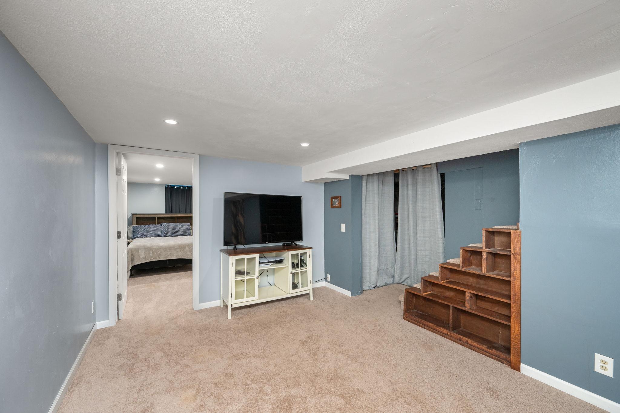 View of Residential at 2821 Quebec Avenue, Saint Louis Park MN 55426, Saint Louis Park (15 of 23) - Mike Wilen | Minnesota Team Real Estate
