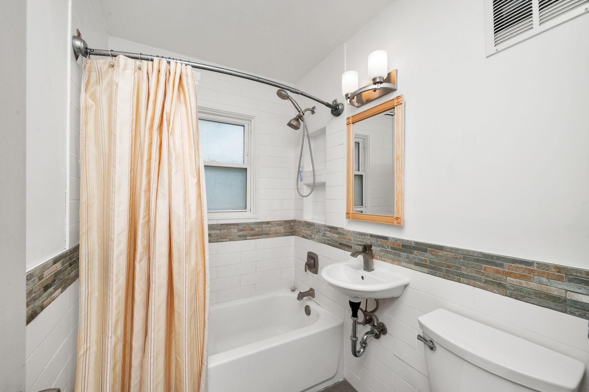 View of Residential at 2821 Quebec Avenue, Saint Louis Park MN 55426, Saint Louis Park (11 of 23) - Mike Wilen | Minnesota Team Real Estate