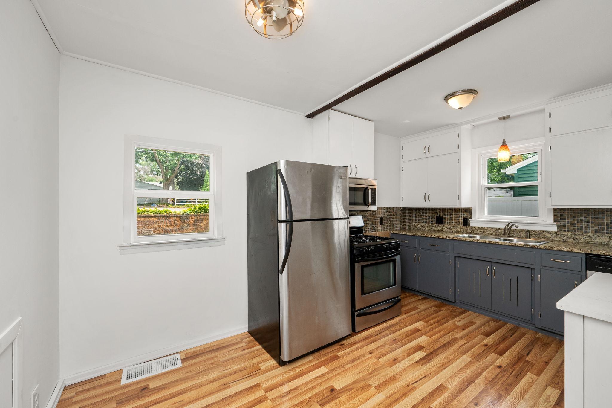View of Residential at 2821 Quebec Avenue, Saint Louis Park MN 55426, Saint Louis Park (7 of 23) - Mike Wilen | Minnesota Team Real Estate