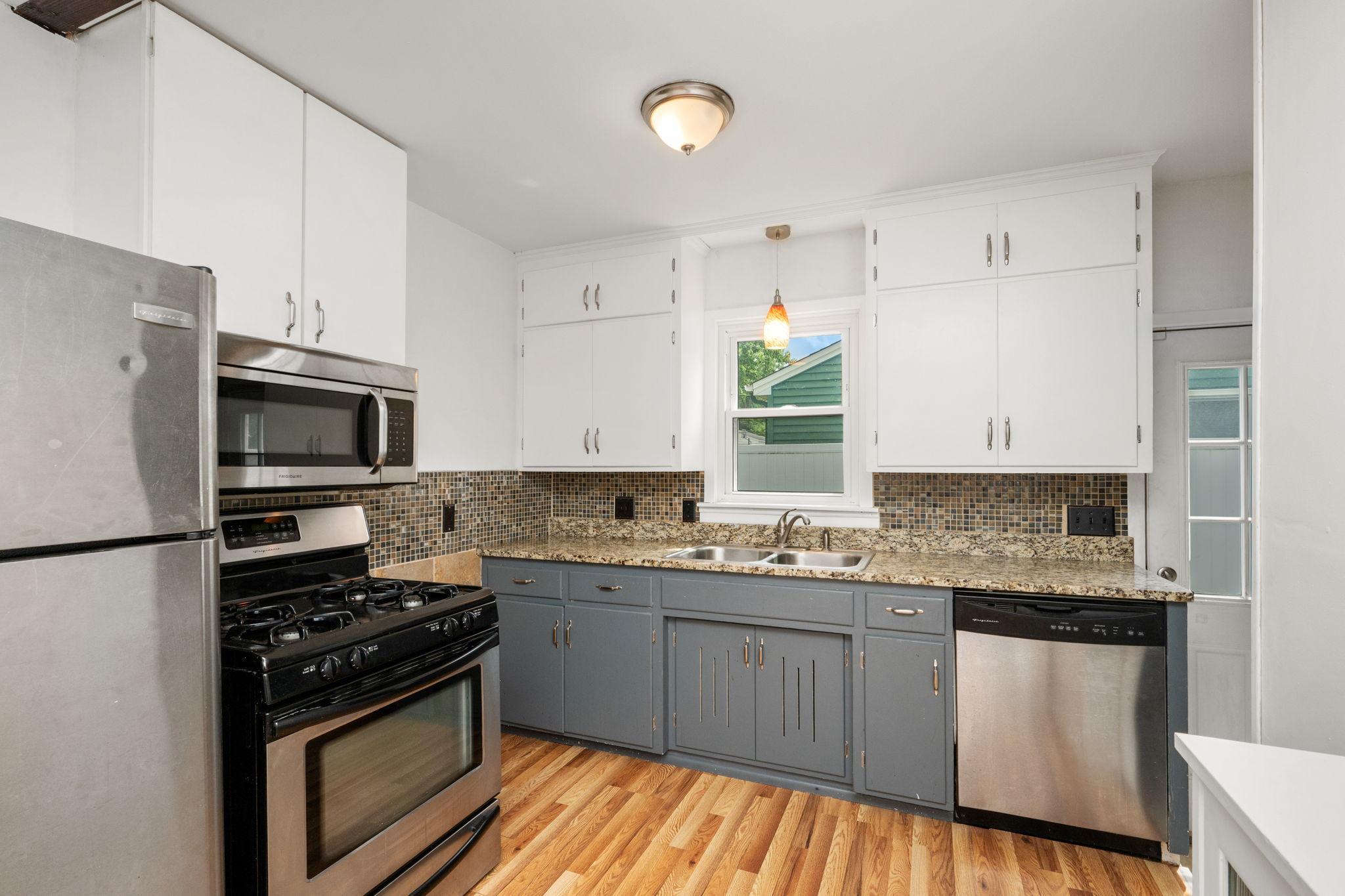 View of Residential at 2821 Quebec Avenue, Saint Louis Park MN 55426, Saint Louis Park (6 of 23) - Mike Wilen | Minnesota Team Real Estate
