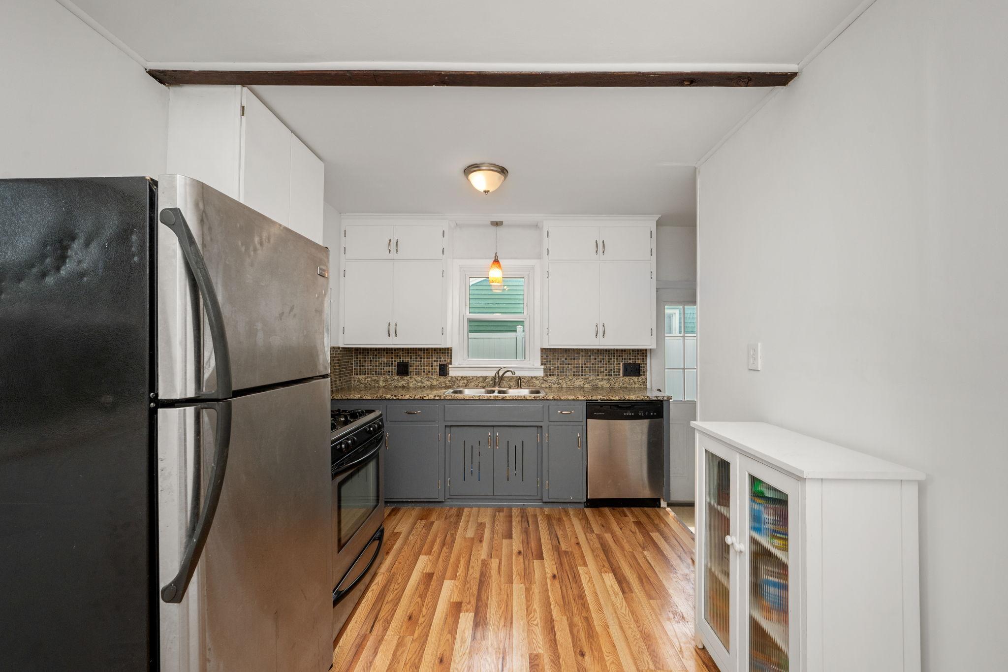 View of Residential at 2821 Quebec Avenue, Saint Louis Park MN 55426, Saint Louis Park (5 of 23) - Mike Wilen | Minnesota Team Real Estate
