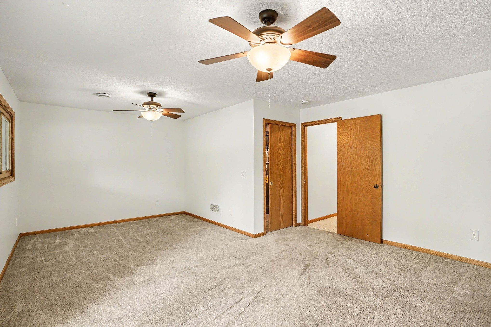 View of Residential at 719 Evergreen Court, Burnsville MN 55337, Burnsville (21 of 27) - Mike Wilen | Minnesota Team Real Estate