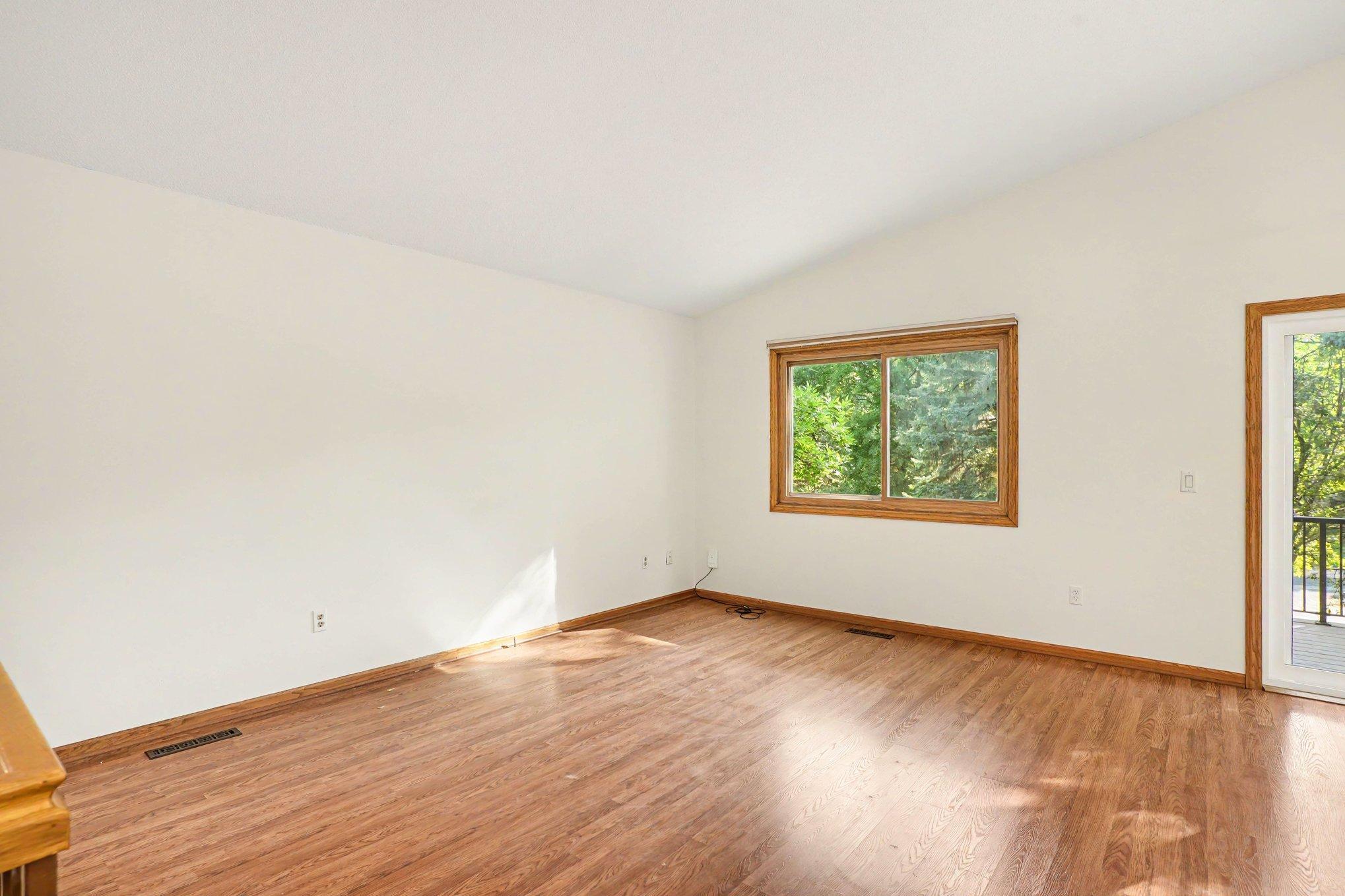 View of Residential at 719 Evergreen Court, Burnsville MN 55337, Burnsville (5 of 27) - Mike Wilen | Minnesota Team Real Estate