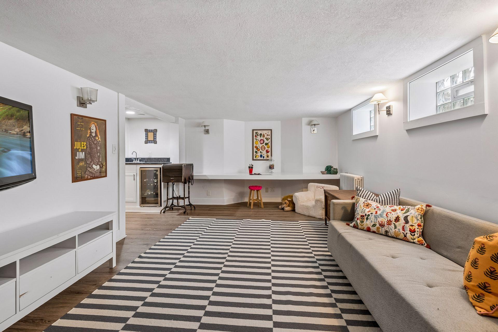 View of Residential at 5336 Ewing Avenue, Minneapolis MN 55410, Minneapolis (29 of 51) - Mike Wilen | Minnesota Team Real Estate