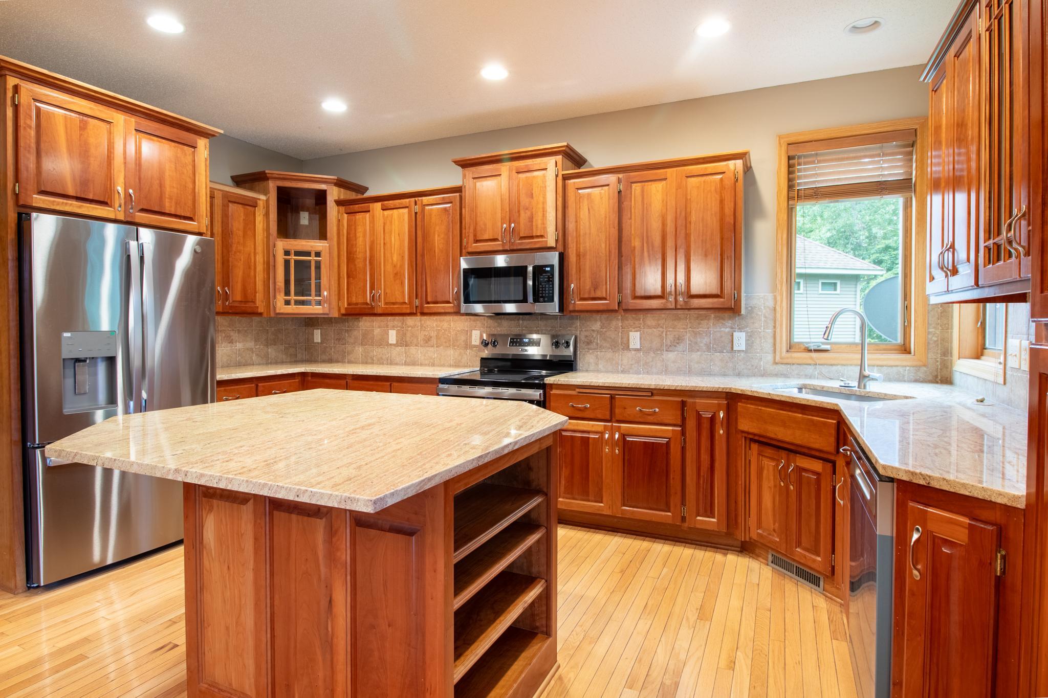 View of Residential at 6739 Yellowstone Lane, Maple Grove MN 55311, Maple Grove (15 of 64) - Mike Wilen | Minnesota Team Real Estate