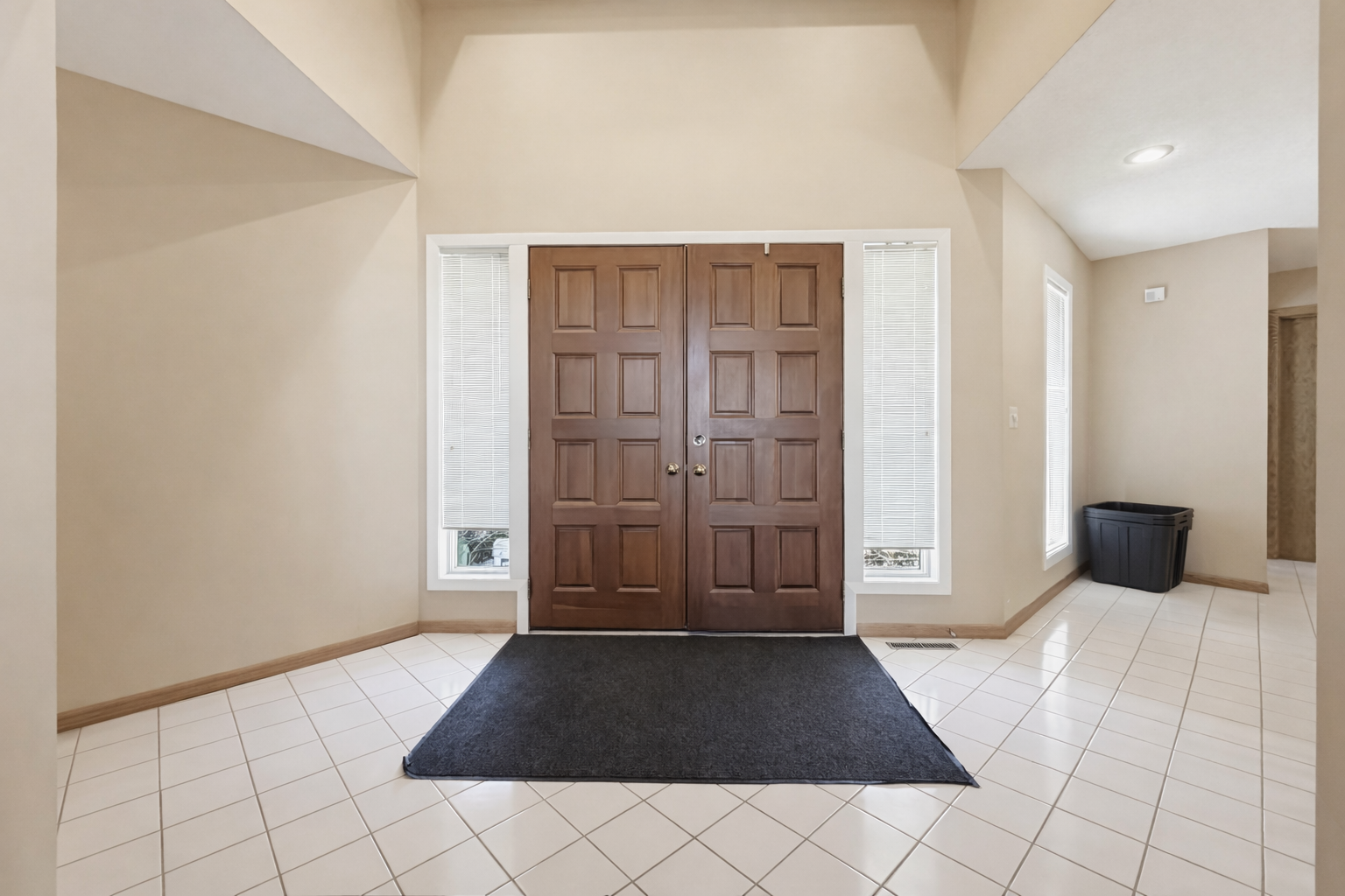 View of Residential at 8992 Hidden Meadow Road, Woodbury MN 55125, Woodbury (10 of 38) - Mike Wilen | Minnesota Team Real Estate