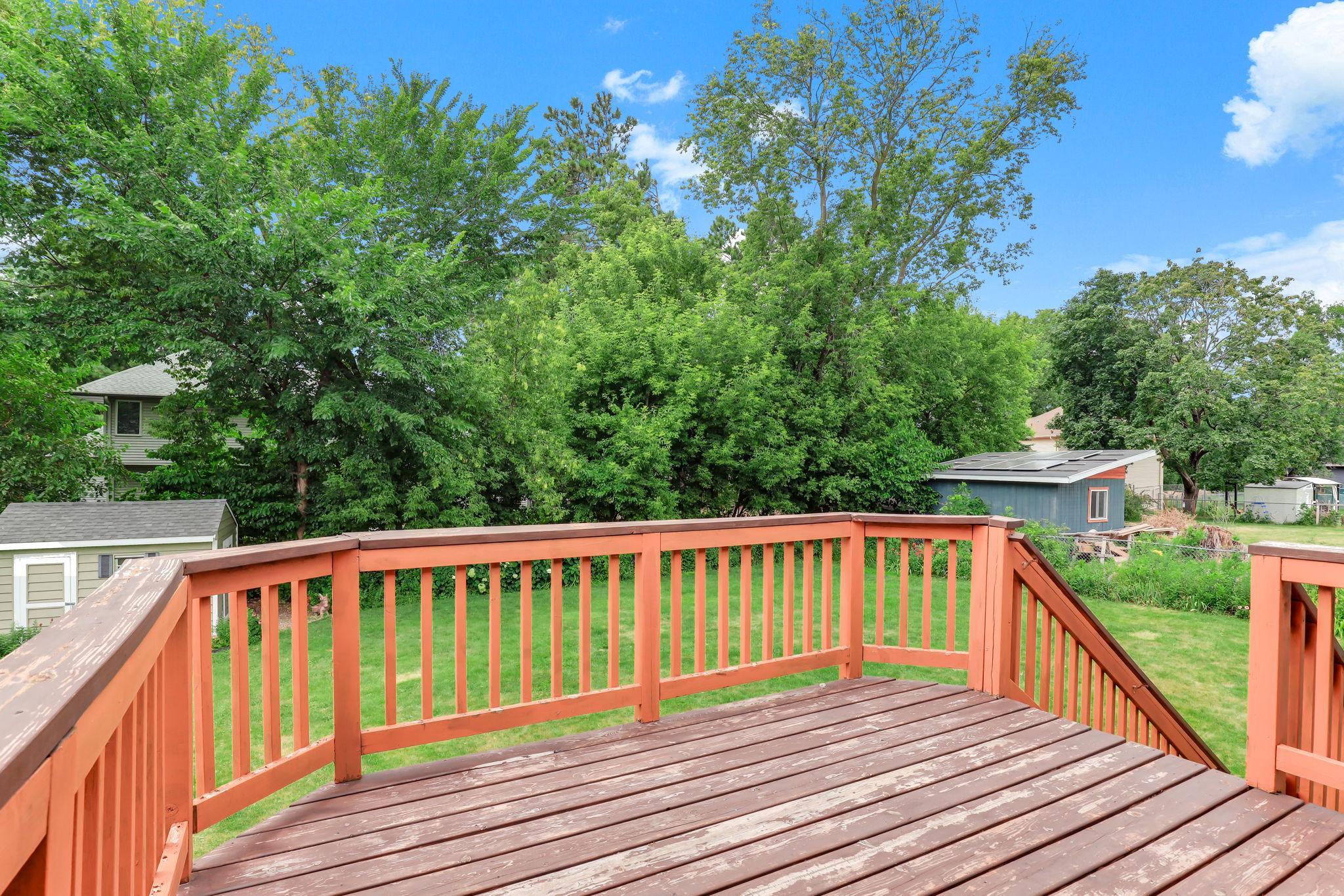 View of Residential at 525 Lakewood Drive, Maplewood MN 55119, Maplewood (42 of 46) - Mike Wilen | Minnesota Team Real Estate
