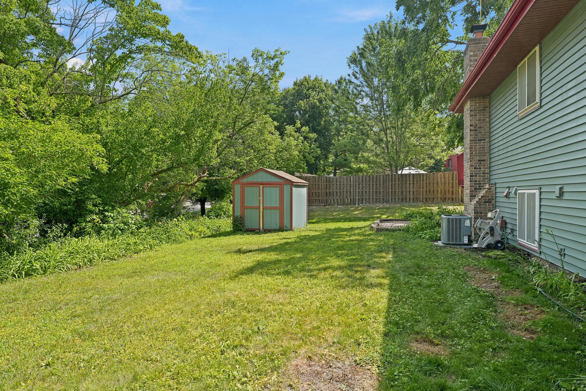 View of Residential at 9401 Briar Road, Bloomington MN 55437, Bloomington (39 of 40) - Mike Wilen | Minnesota Team Real Estate