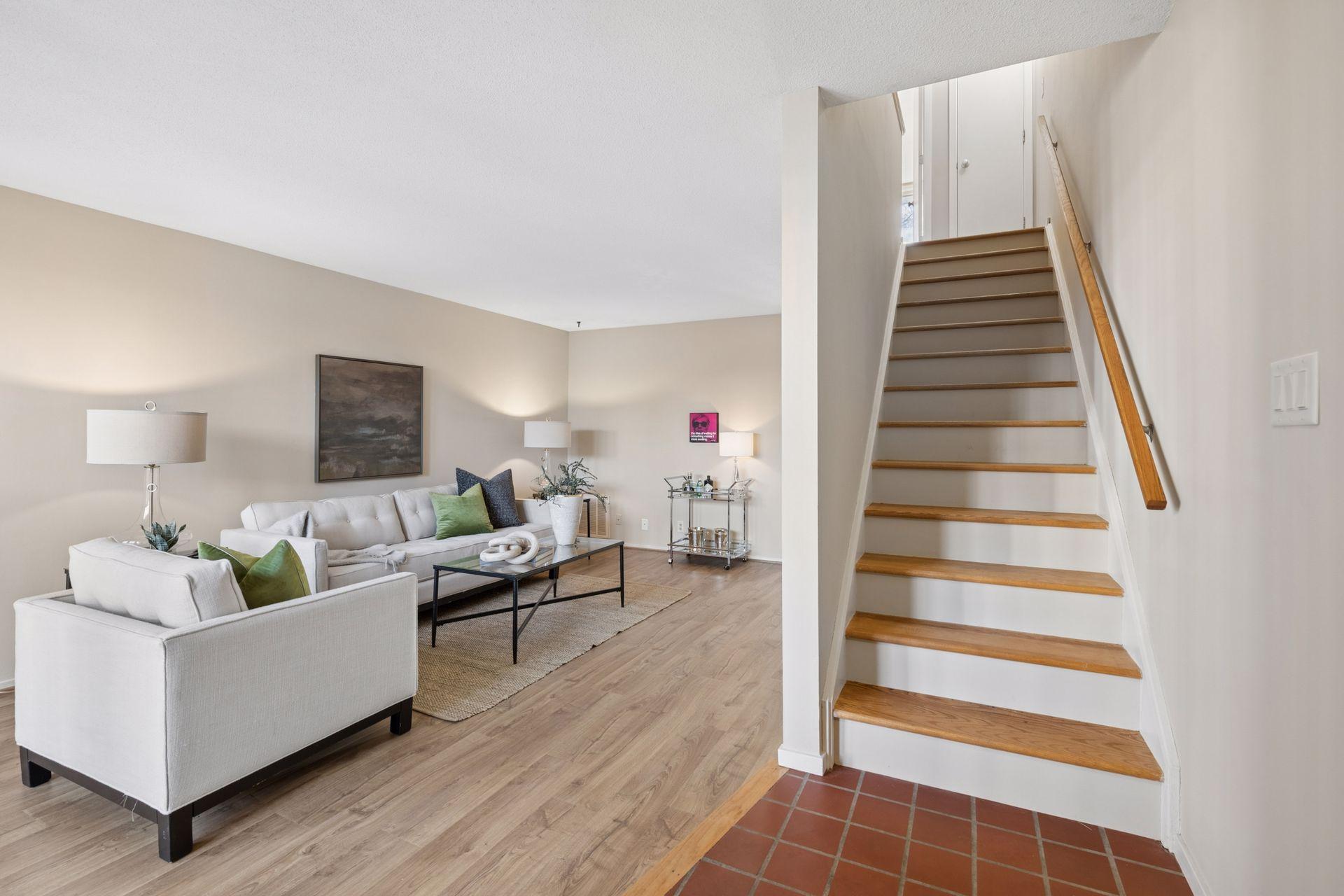View of Residential at 6433 Barrie Road, Edina MN 55435, Edina (4 of 31) - Mike Wilen | Minnesota Team Real Estate