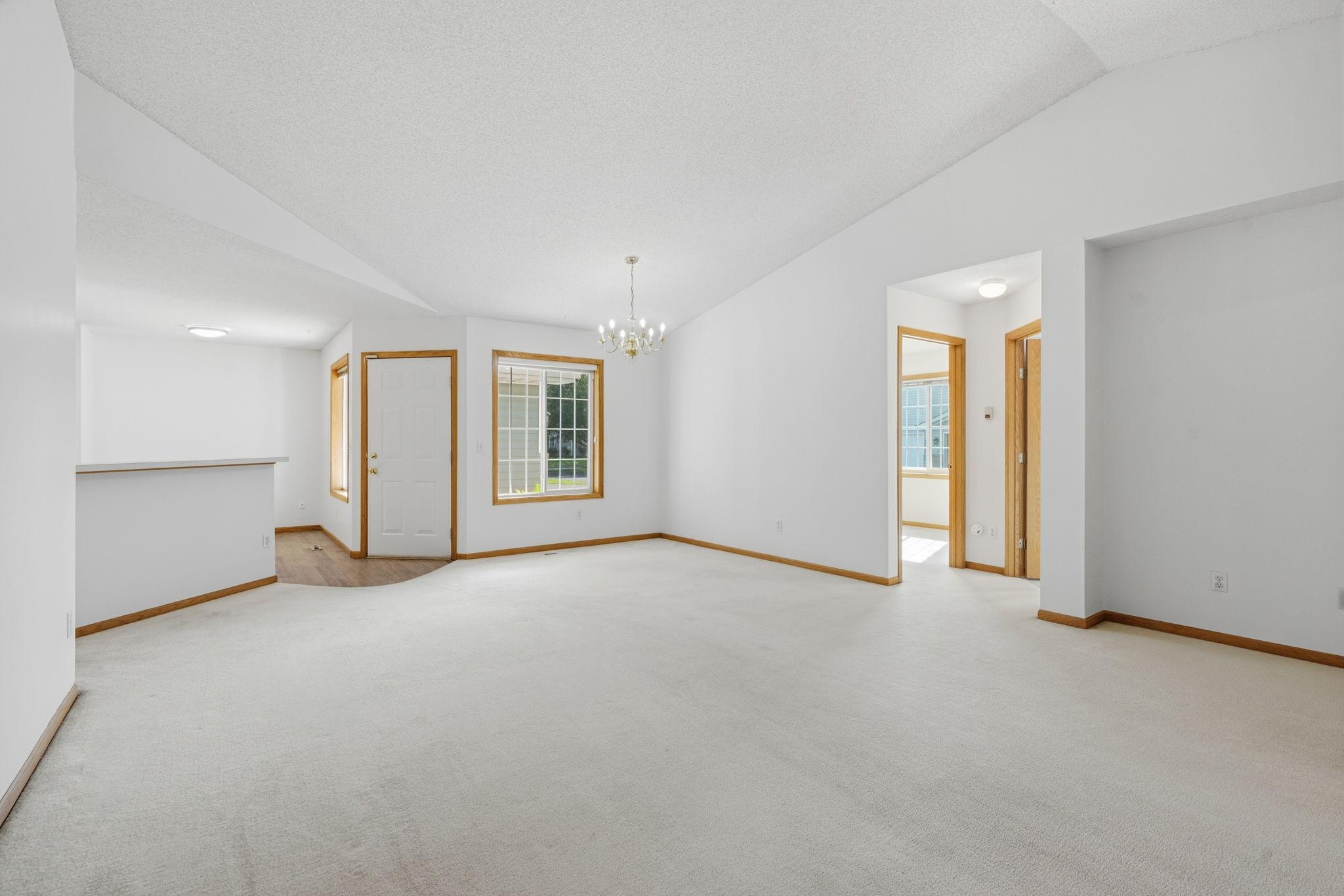 View of Residential at 8554 Telford Lane, Brooklyn Park MN 55443, Brooklyn Park (11 of 35) - Mike Wilen | Minnesota Team Real Estate