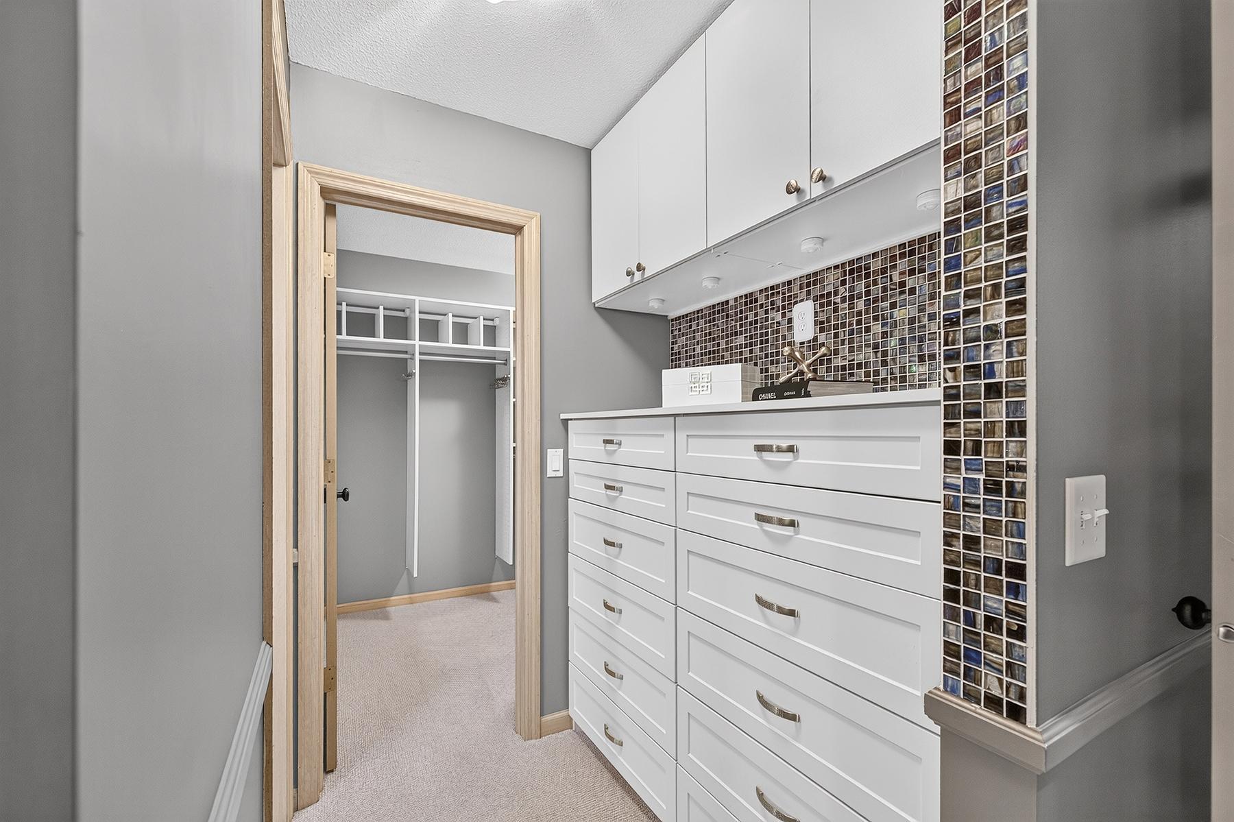 View of Residential at 6518 Gleason Court, Edina MN 55436, Edina (9 of 41) - Mike Wilen | Minnesota Team Real Estate