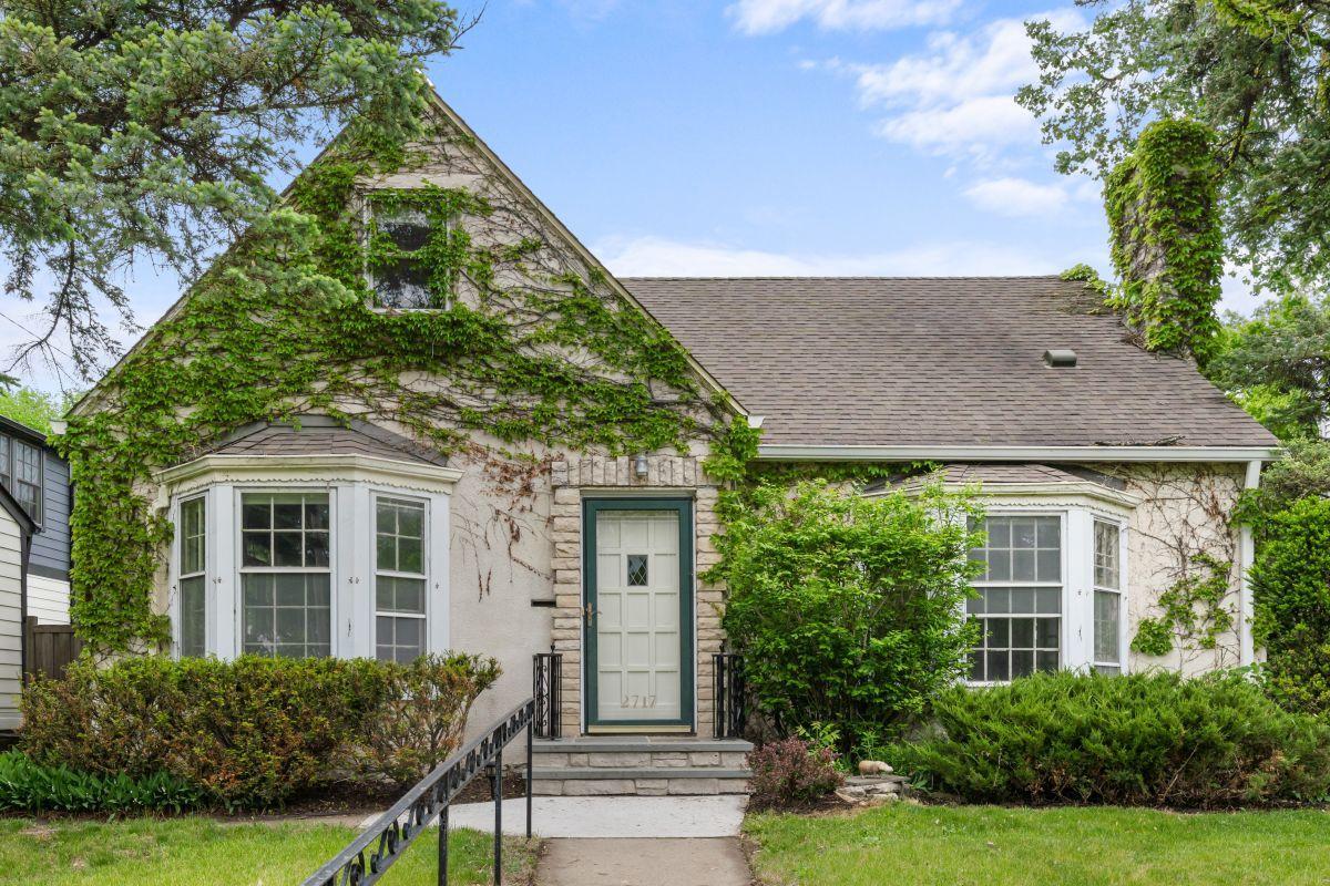 View of Residential at 2717 France Avenue, Minneapolis MN 55416, Minneapolis (3 of 55) - Mike Wilen | Minnesota Team Real Estate
