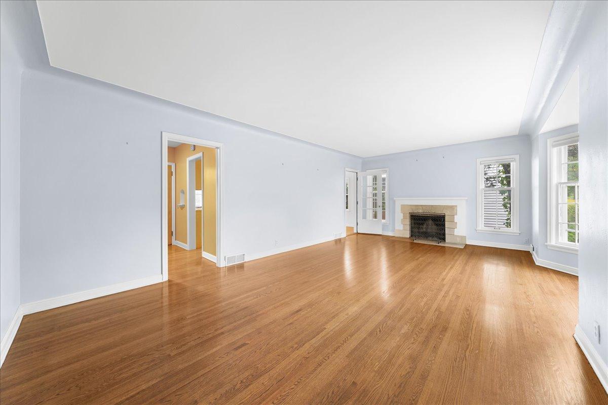 View of Residential at 2717 France Avenue, Minneapolis MN 55416, Minneapolis (7 of 55) - Mike Wilen | Minnesota Team Real Estate