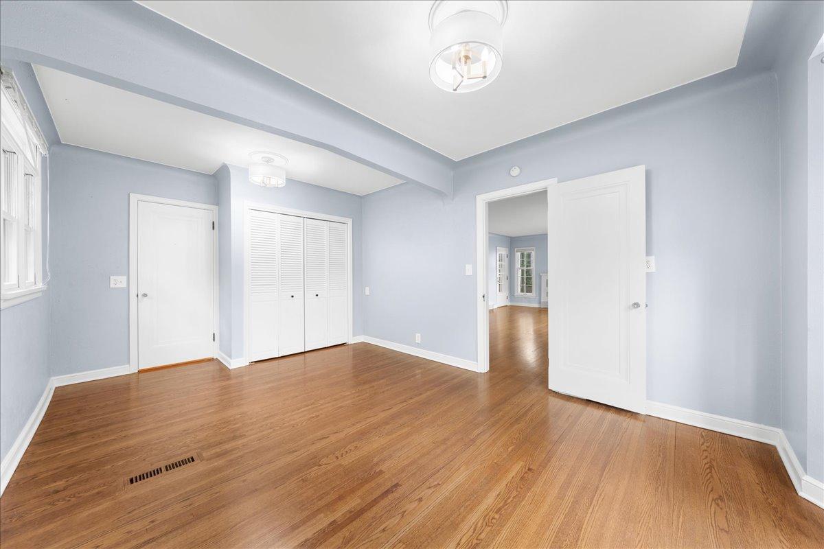View of Residential at 2717 France Avenue, Minneapolis MN 55416, Minneapolis (20 of 55) - Mike Wilen | Minnesota Team Real Estate