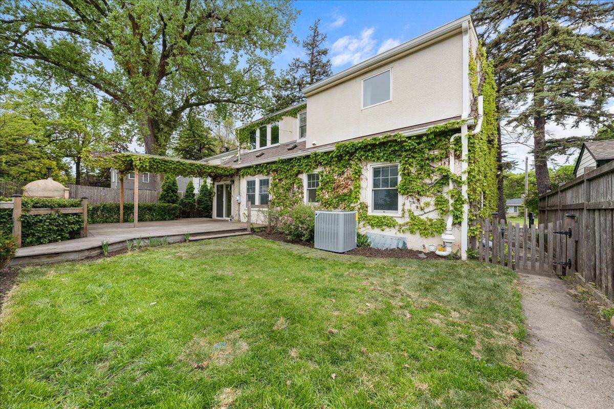 View of Residential at 2717 France Avenue, Minneapolis MN 55416, Minneapolis (46 of 55) - Mike Wilen | Minnesota Team Real Estate