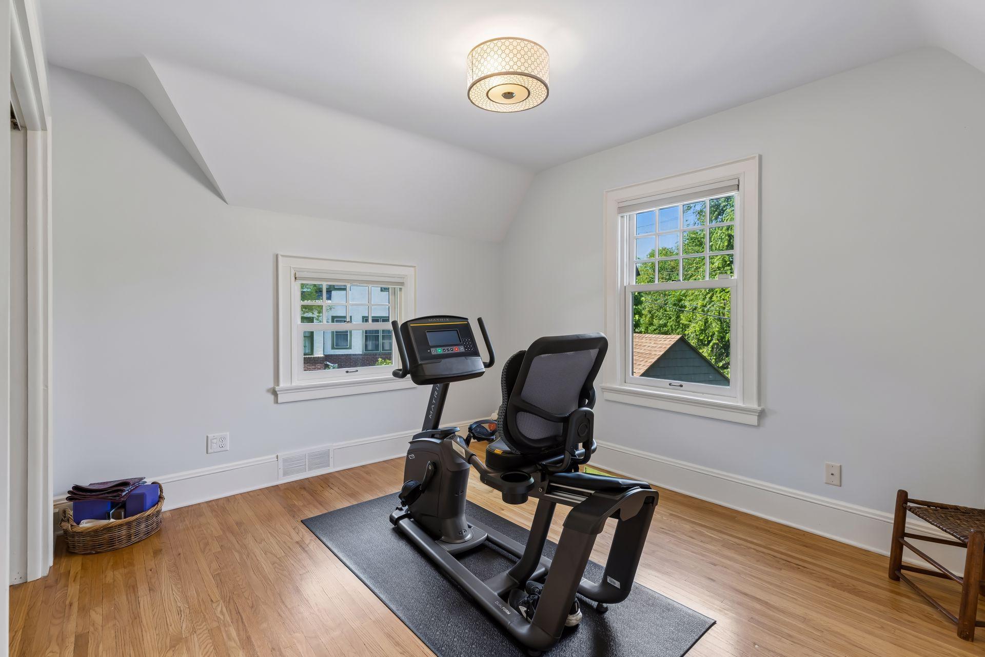 View of Residential at 1818 Kenwood Parkway, Minneapolis MN 55405, Minneapolis (47 of 60) - Mike Wilen | Minnesota Team Real Estate