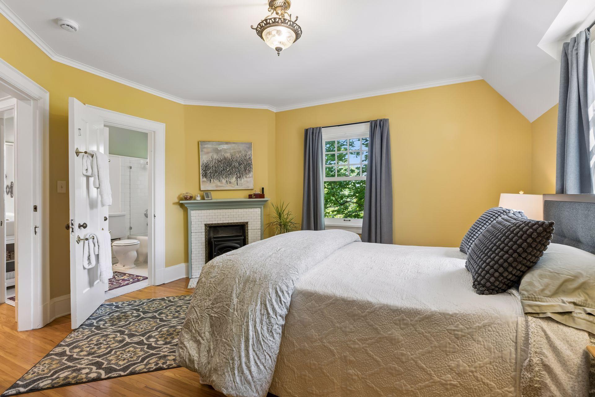 View of Residential at 1818 Kenwood Parkway, Minneapolis MN 55405, Minneapolis (40 of 60) - Mike Wilen | Minnesota Team Real Estate