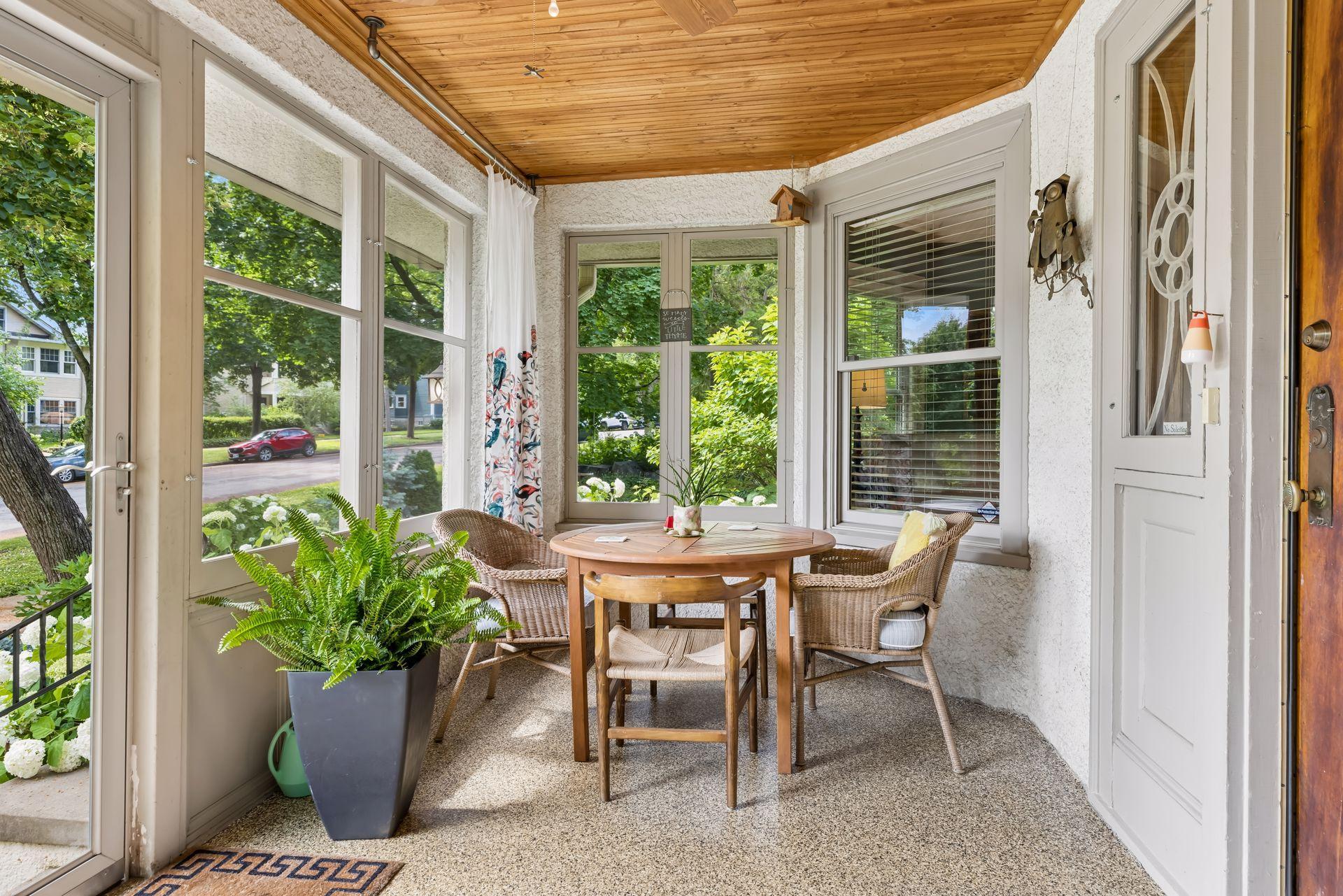 View of Residential at 1818 Kenwood Parkway, Minneapolis MN 55405, Minneapolis (15 of 60) - Mike Wilen | Minnesota Team Real Estate
