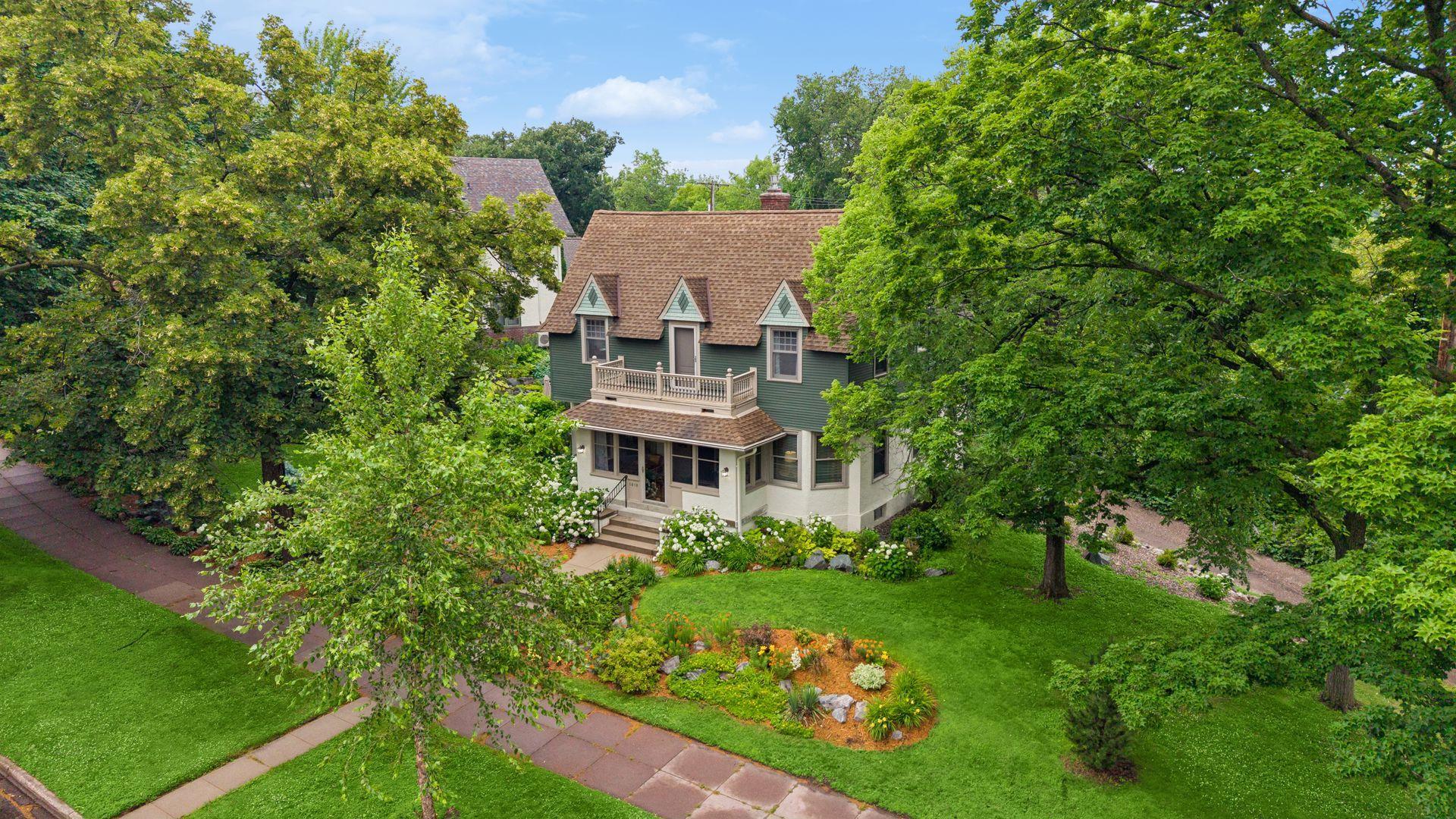 View of Residential at 1818 Kenwood Parkway, Minneapolis MN 55405, Minneapolis - Mike Wilen | Minnesota Team Real Estate