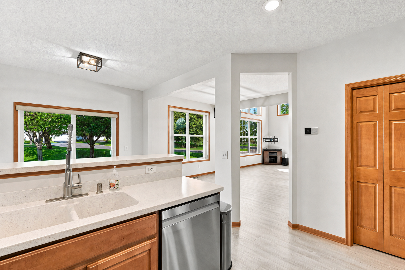 View of Residential at 7143 Arthur Drive, Woodbury MN 55125, Woodbury (7 of 26) - Mike Wilen | Minnesota Team Real Estate