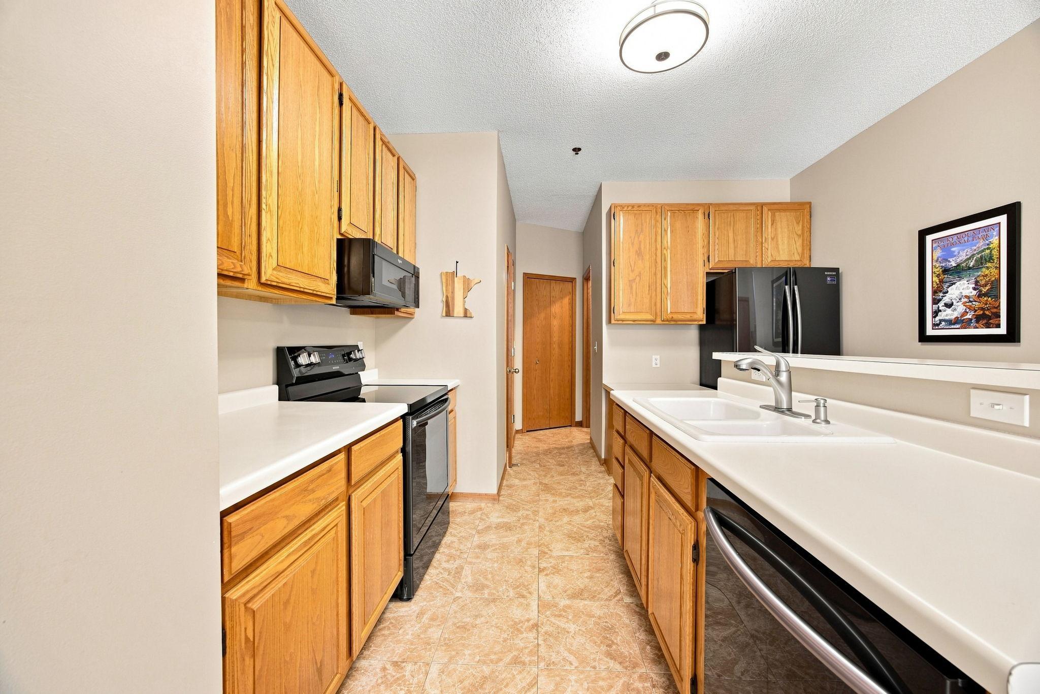 View of Residential at 8473 Cortland Road, Eden Prairie MN 55344, Eden Prairie (11 of 24) - Mike Wilen | Minnesota Team Real Estate