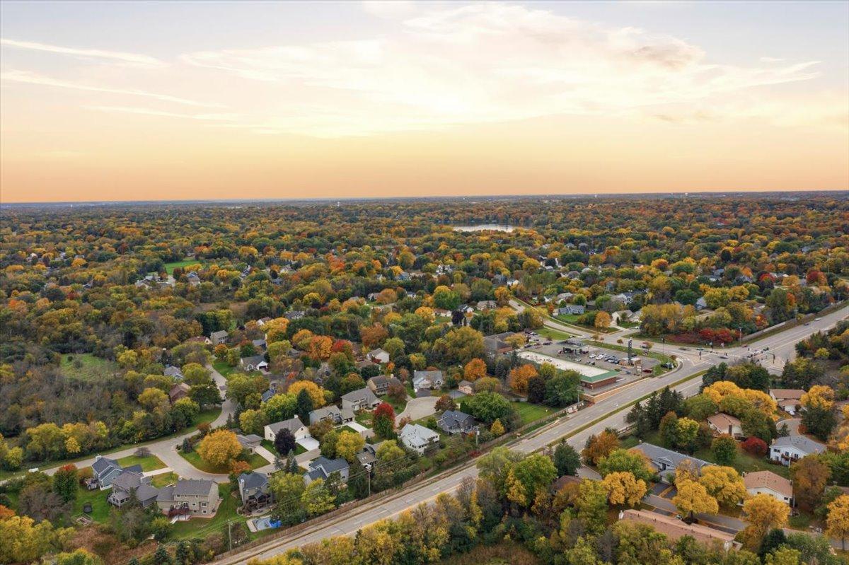 View of Residential at 18321 Creeks Bend Drive, Minnetonka MN 55345, Minnetonka (44 of 50) - Mike Wilen | Minnesota Team Real Estate