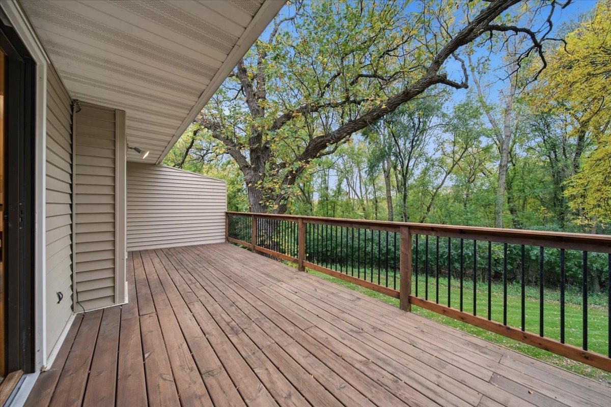 View of Residential at 18321 Creeks Bend Drive, Minnetonka MN 55345, Minnetonka (35 of 50) - Mike Wilen | Minnesota Team Real Estate