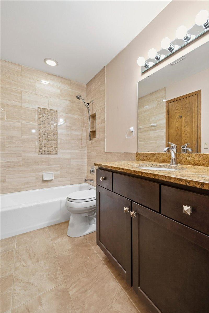 View of Residential at 18321 Creeks Bend Drive, Minnetonka MN 55345, Minnetonka (24 of 50) - Mike Wilen | Minnesota Team Real Estate
