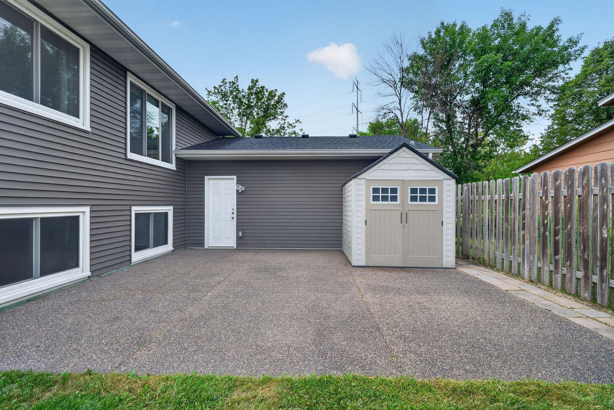 View of Residential at 9466 Irving Avenue, Brooklyn Park MN 55444, Brooklyn Park (32 of 59) - Mike Wilen | Minnesota Team Real Estate