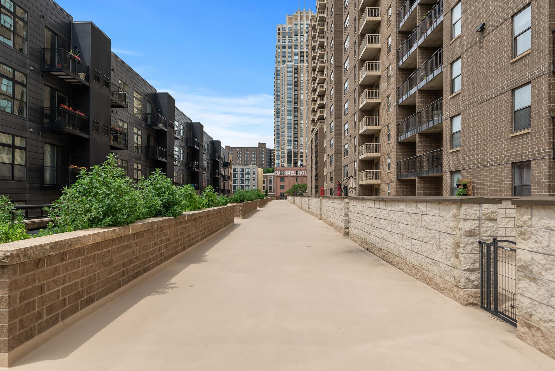 View of Residential at 401 1st Street #423, Minneapolis MN 55401, Minneapolis (75 of 79) - Mike Wilen | Minnesota Team Real Estate
