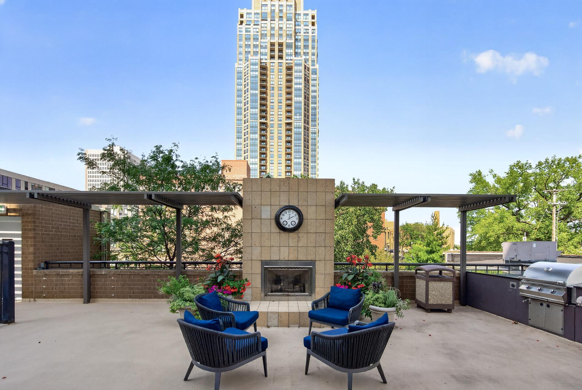 View of Residential at 401 1st Street #423, Minneapolis MN 55401, Minneapolis (49 of 79) - Mike Wilen | Minnesota Team Real Estate