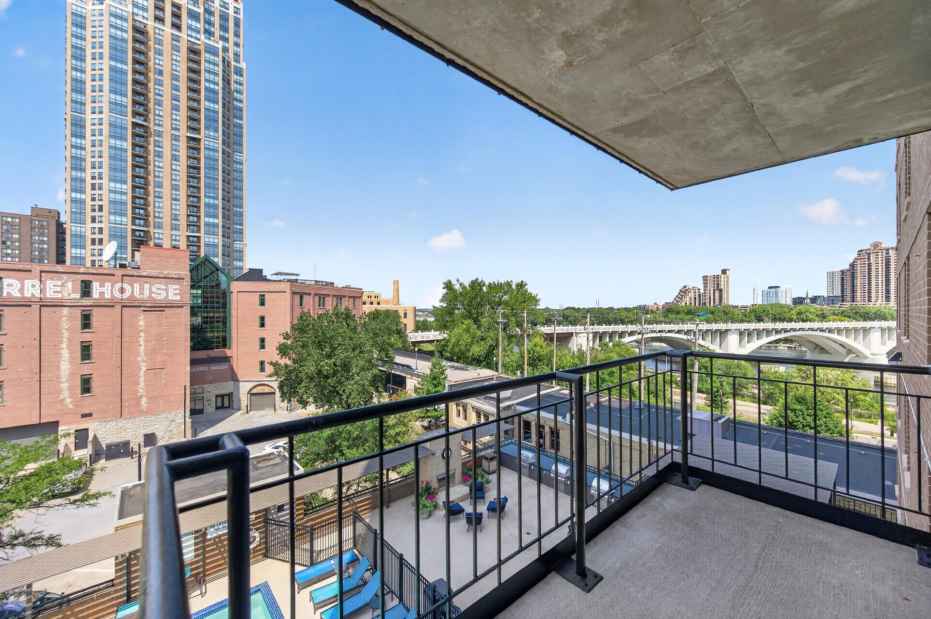 View of Residential at 401 1st Street #423, Minneapolis MN 55401, Minneapolis (4 of 79) - Mike Wilen | Minnesota Team Real Estate