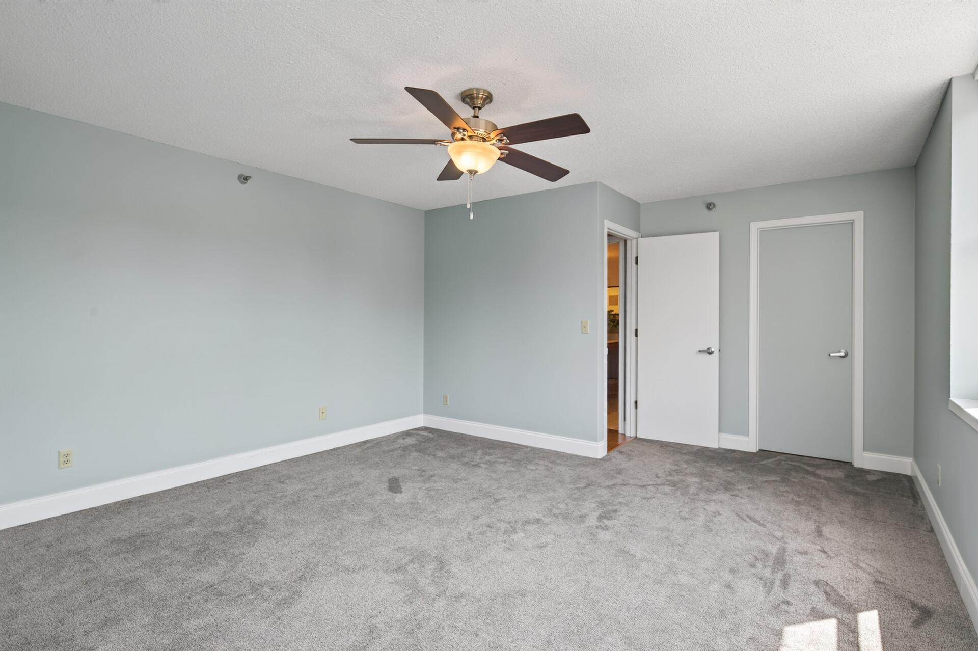 View of Residential at 401 1st Street #423, Minneapolis MN 55401, Minneapolis (33 of 79) - Mike Wilen | Minnesota Team Real Estate