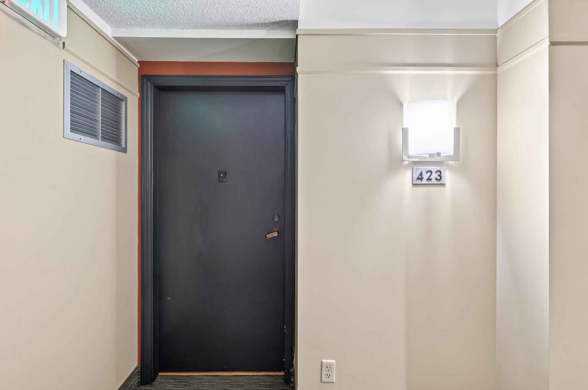 View of Residential at 401 1st Street #423, Minneapolis MN 55401, Minneapolis (38 of 79) - Mike Wilen | Minnesota Team Real Estate