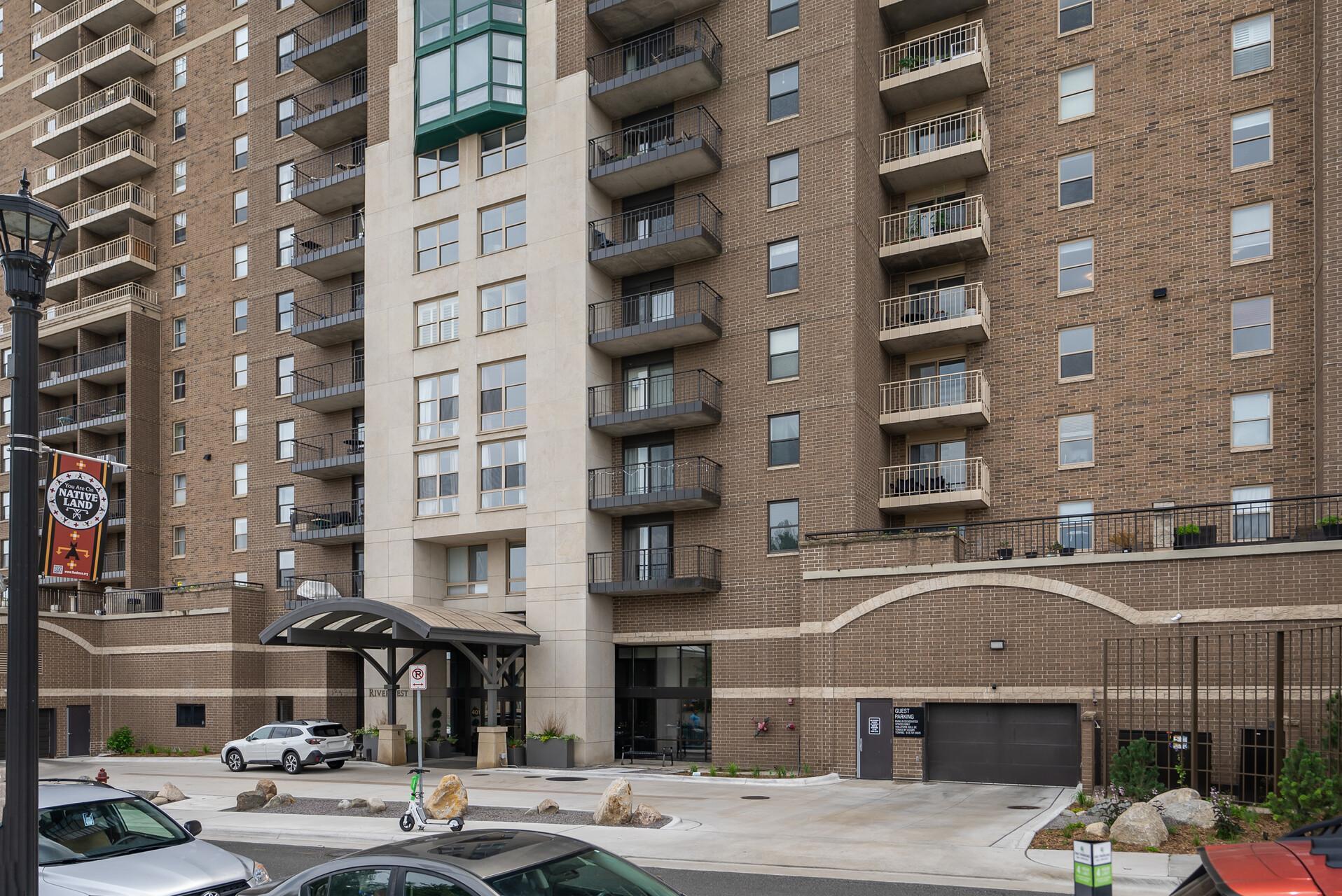 View of Residential at 401 1st Street #423, Minneapolis MN 55401, Minneapolis (65 of 79) - Mike Wilen | Minnesota Team Real Estate