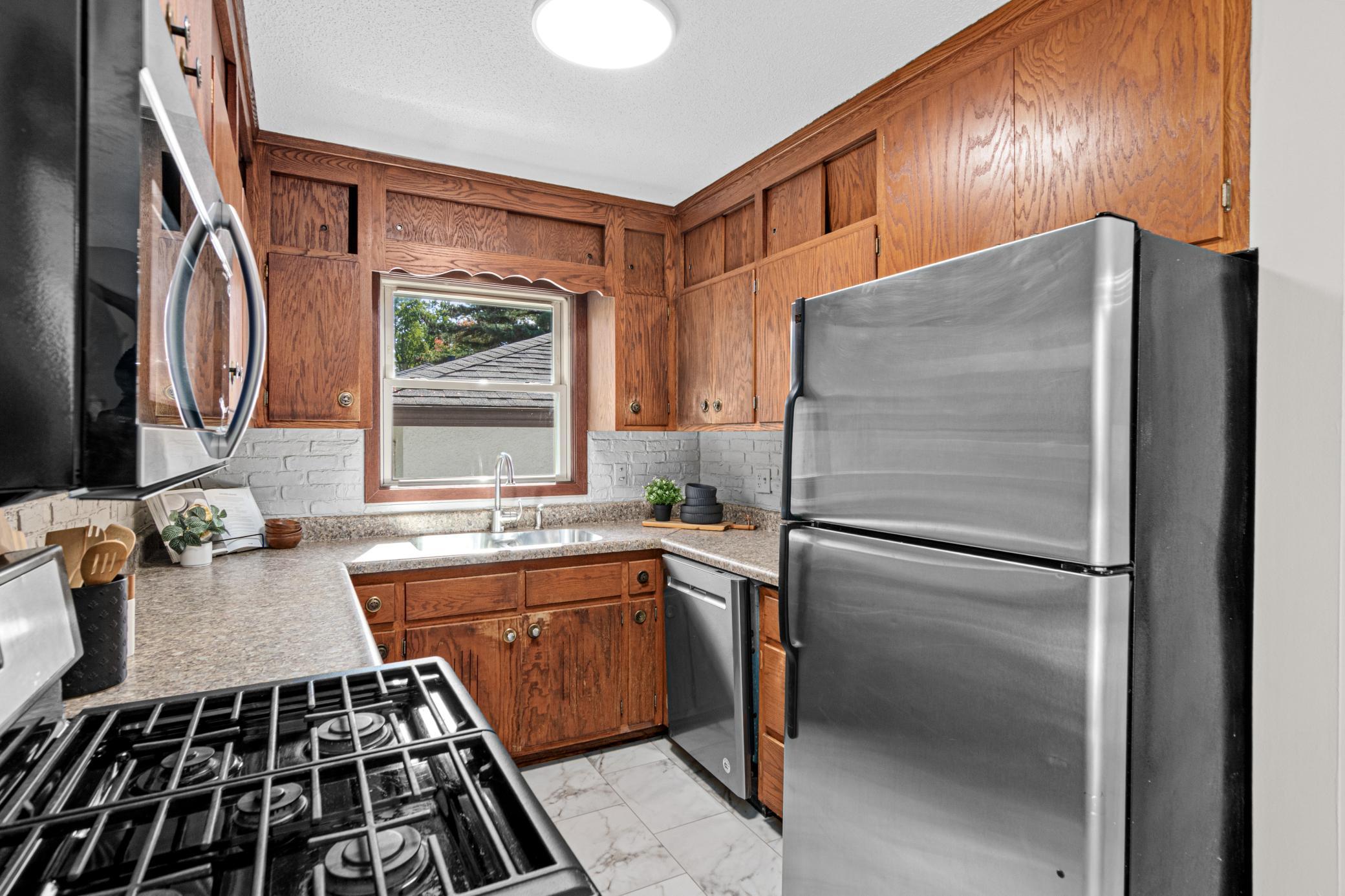 View of Residential at 6516 Georgia Avenue, Brooklyn Park MN 55428, Brooklyn Park (12 of 31) - Mike Wilen | Minnesota Team Real Estate