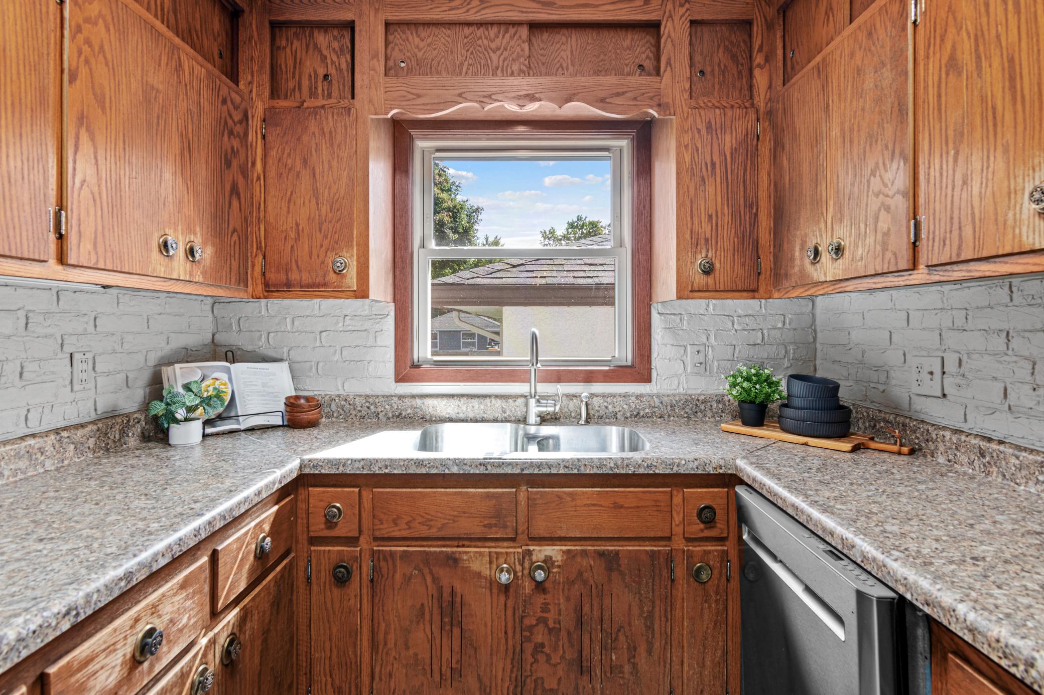 View of Residential at 6516 Georgia Avenue, Brooklyn Park MN 55428, Brooklyn Park (11 of 31) - Mike Wilen | Minnesota Team Real Estate