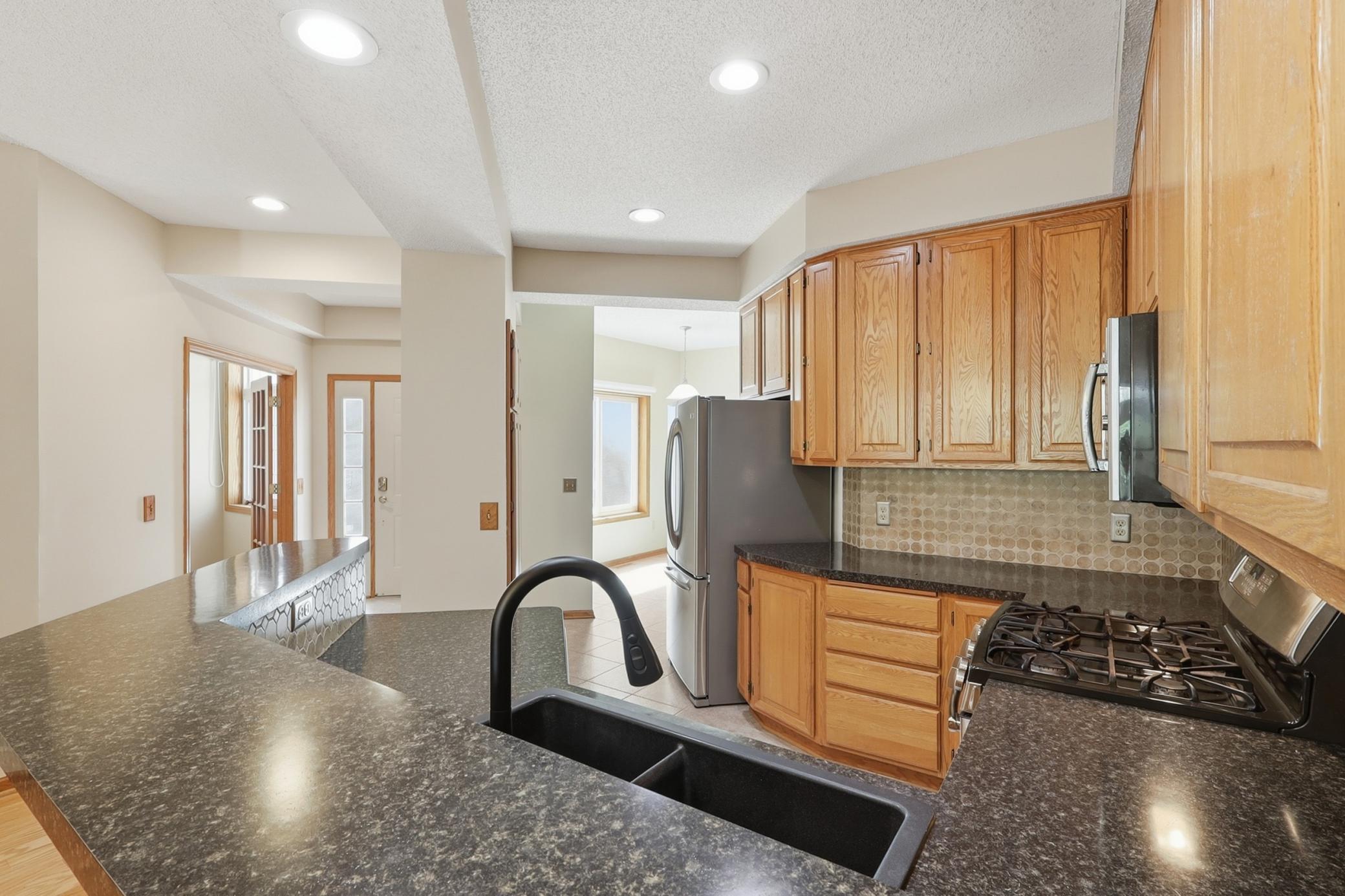 View of Residential at 18220 Cattail Court, Eden Prairie MN 55346, Eden Prairie (21 of 66) - Mike Wilen | Minnesota Team Real Estate