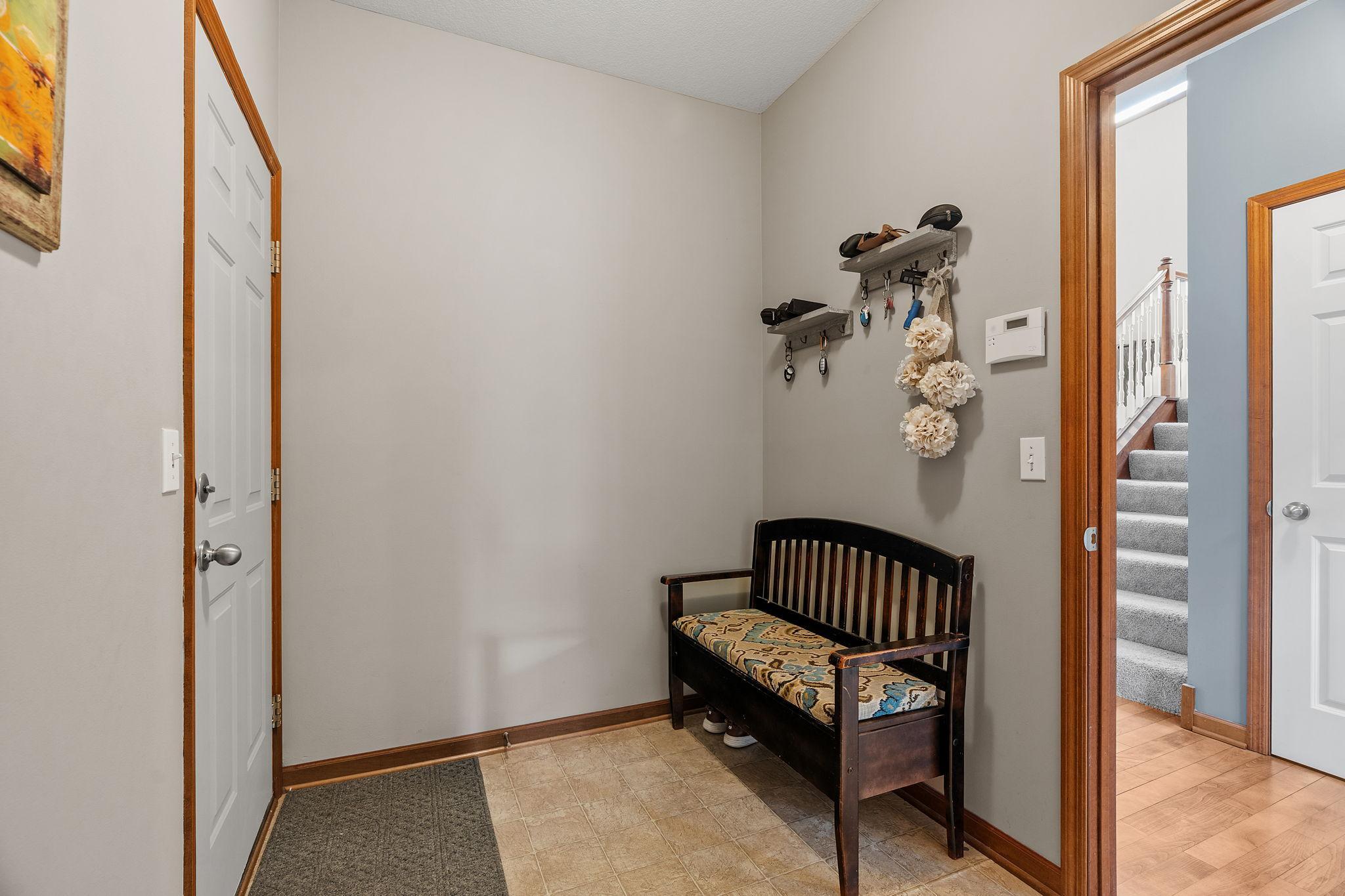 View of Residential at 950 Drew Drive, Woodbury MN 55129, Woodbury (39 of 49) - Mike Wilen | Minnesota Team Real Estate