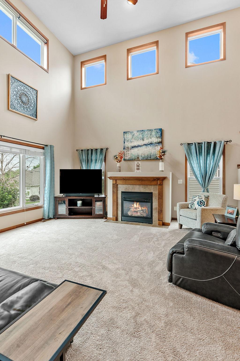 View of Residential at 950 Drew Drive, Woodbury MN 55129, Woodbury (6 of 49) - Mike Wilen | Minnesota Team Real Estate