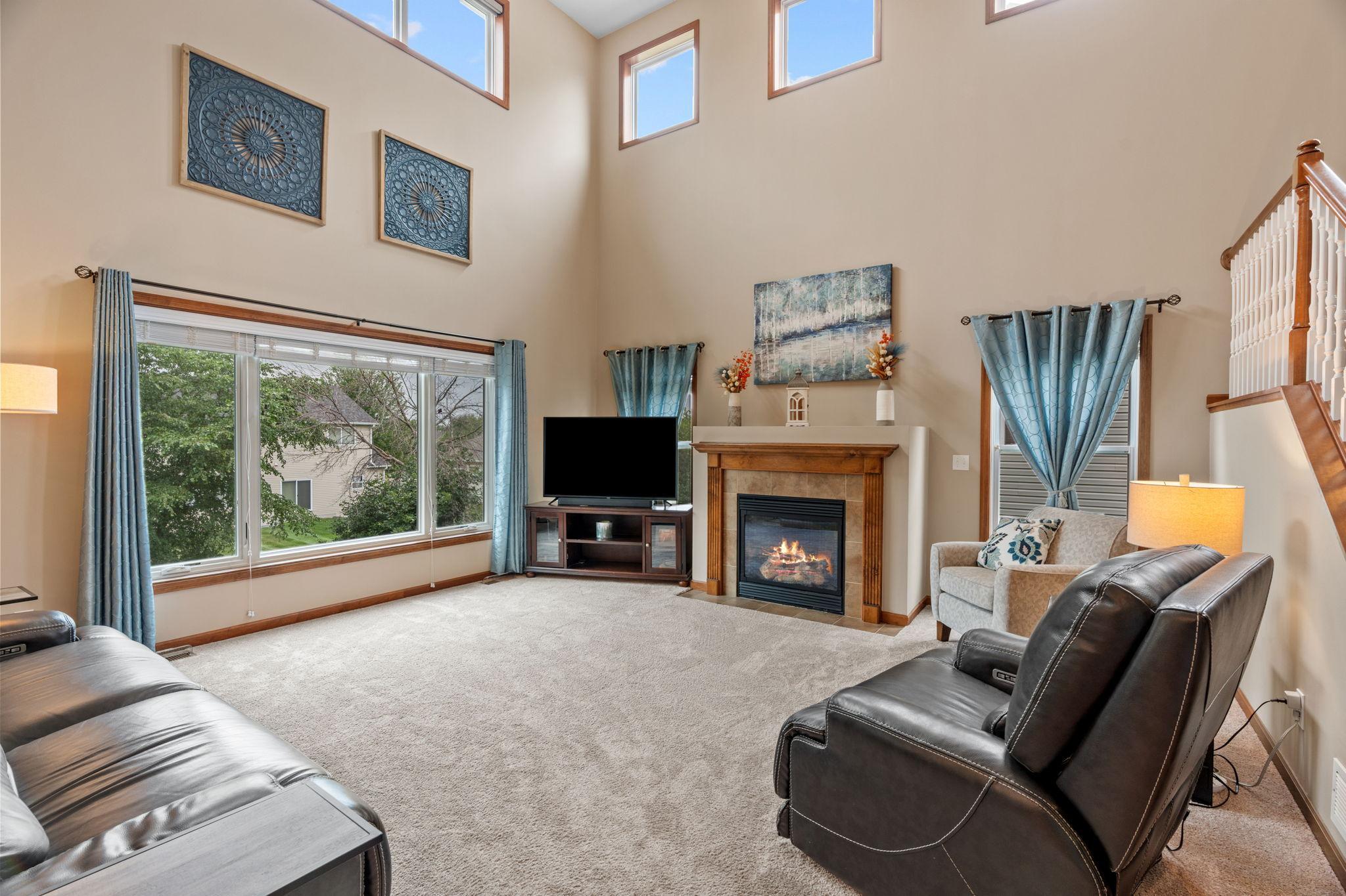 View of Residential at 950 Drew Drive, Woodbury MN 55129, Woodbury (5 of 49) - Mike Wilen | Minnesota Team Real Estate