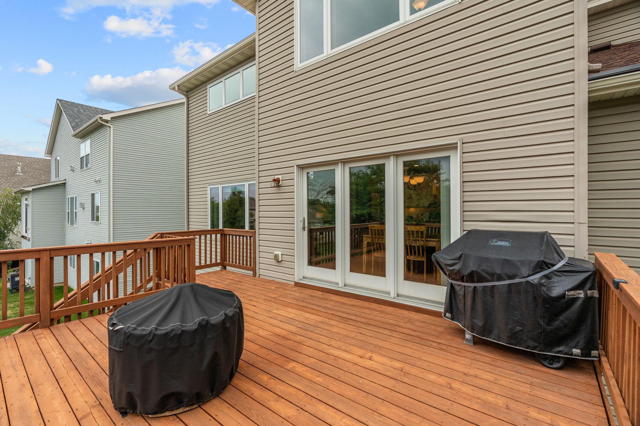 View of Residential at 950 Drew Drive, Woodbury MN 55129, Woodbury (37 of 49) - Mike Wilen | Minnesota Team Real Estate