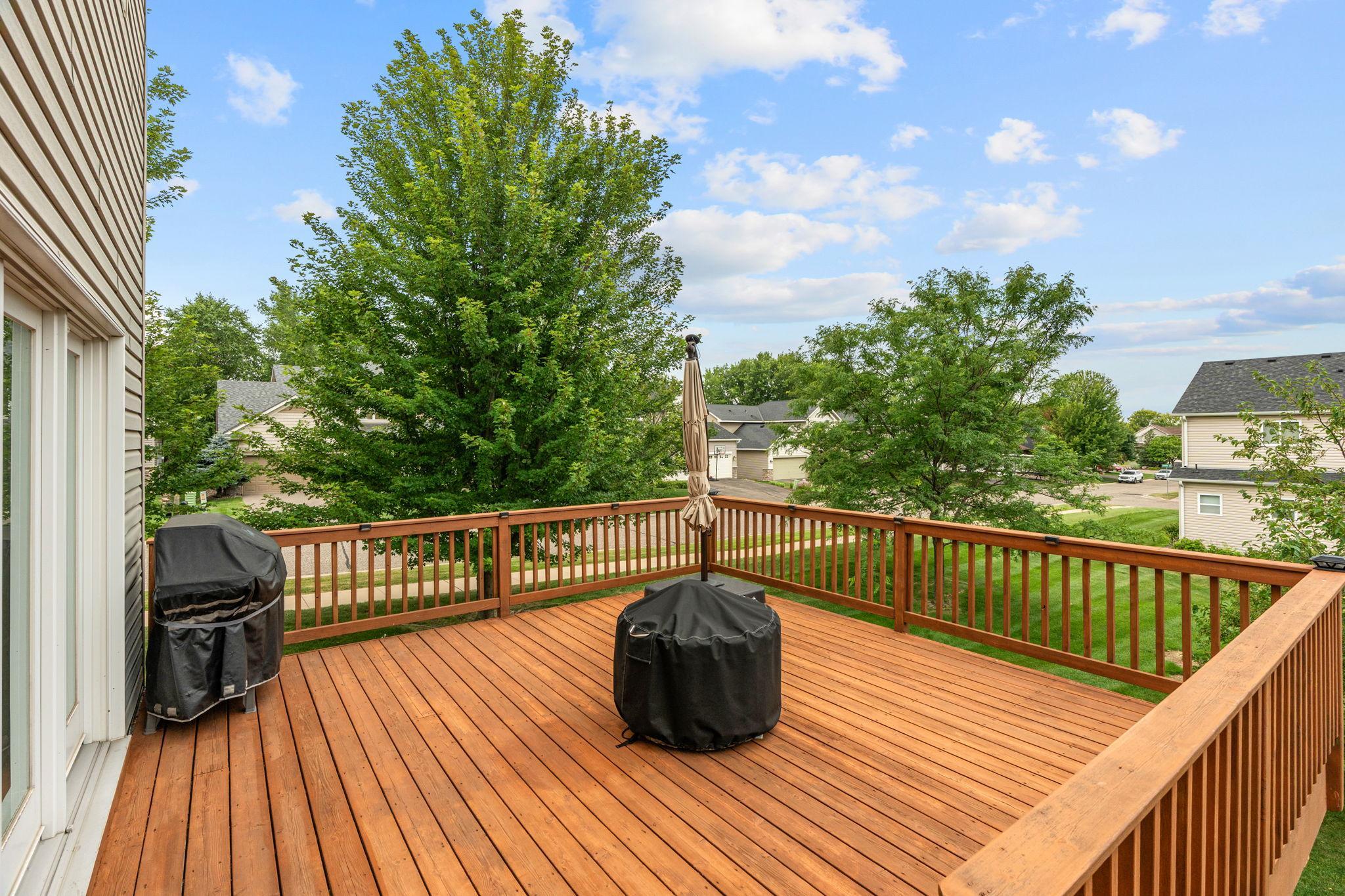 View of Residential at 950 Drew Drive, Woodbury MN 55129, Woodbury (36 of 49) - Mike Wilen | Minnesota Team Real Estate