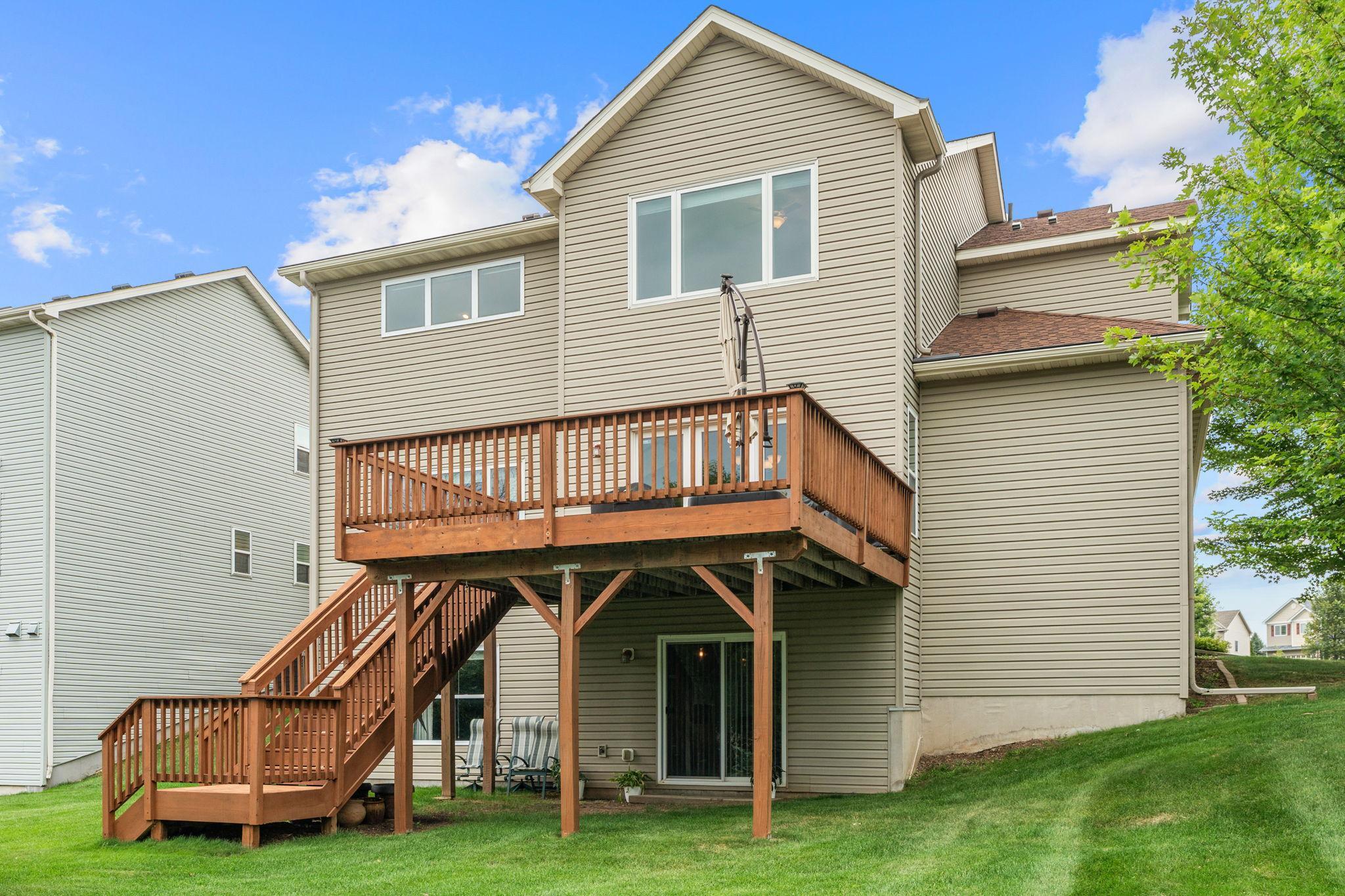 View of Residential at 950 Drew Drive, Woodbury MN 55129, Woodbury (35 of 49) - Mike Wilen | Minnesota Team Real Estate