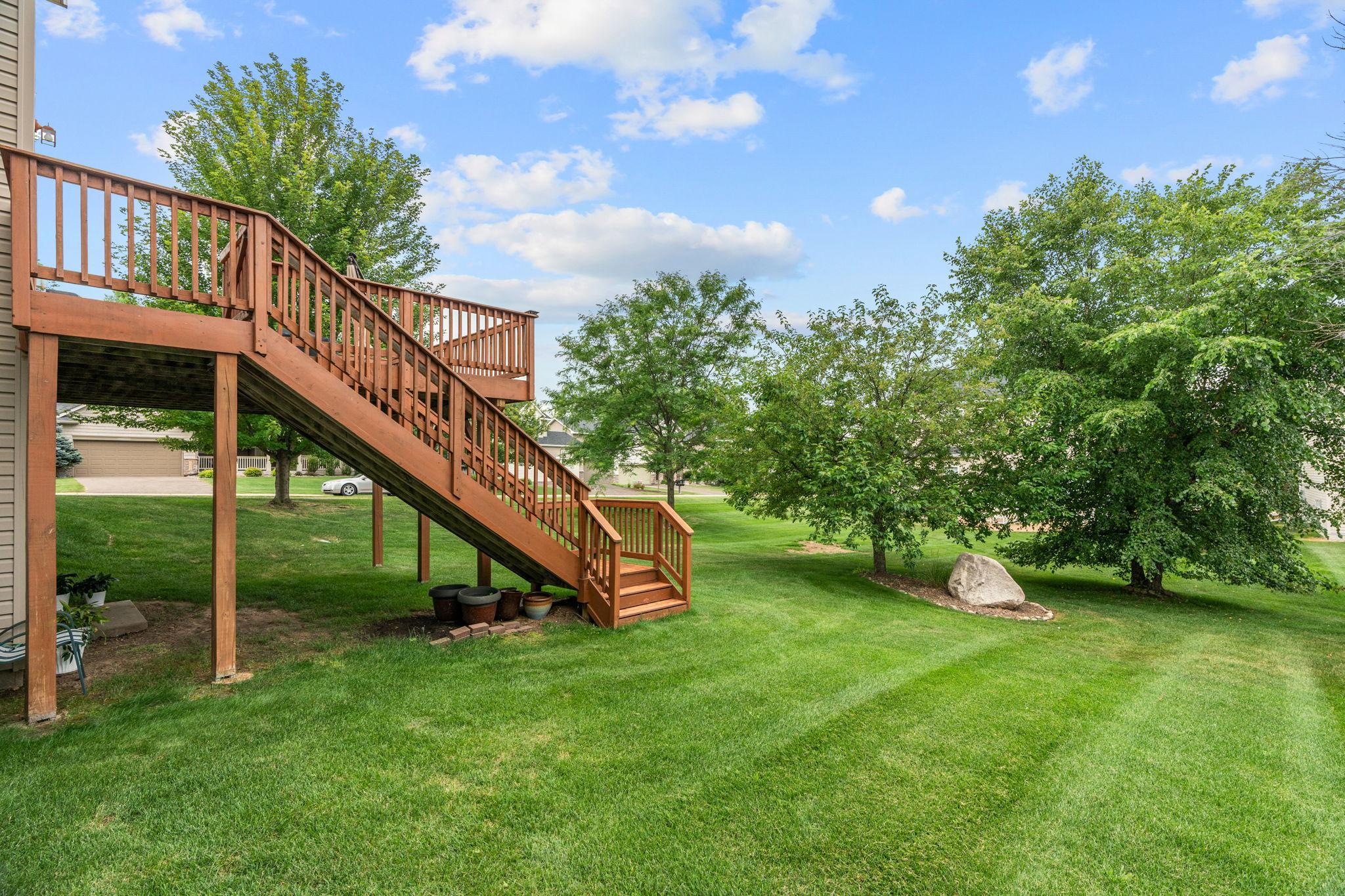 View of Residential at 950 Drew Drive, Woodbury MN 55129, Woodbury (33 of 49) - Mike Wilen | Minnesota Team Real Estate