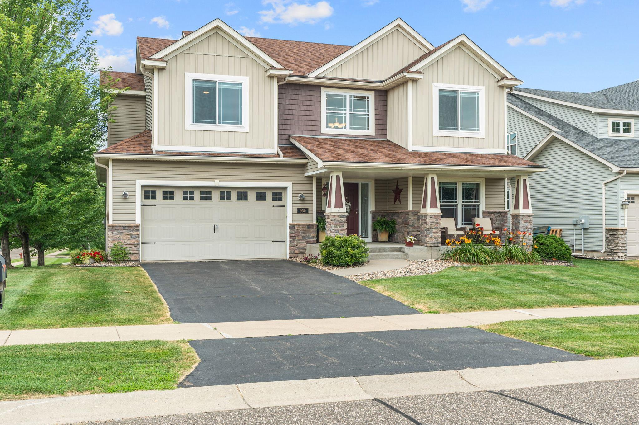 View of Residential at 950 Drew Drive, Woodbury MN 55129, Woodbury (2 of 49) - Mike Wilen | Minnesota Team Real Estate