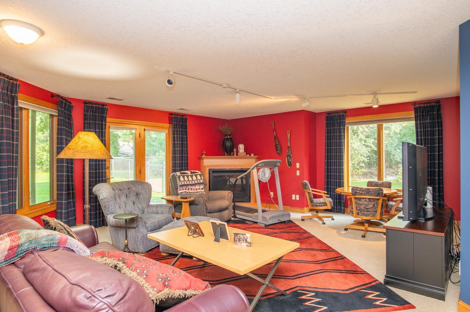View of Residential at 9311 Harpers Court, Blaine MN 55449, Blaine (19 of 35) - Mike Wilen | Minnesota Team Real Estate
