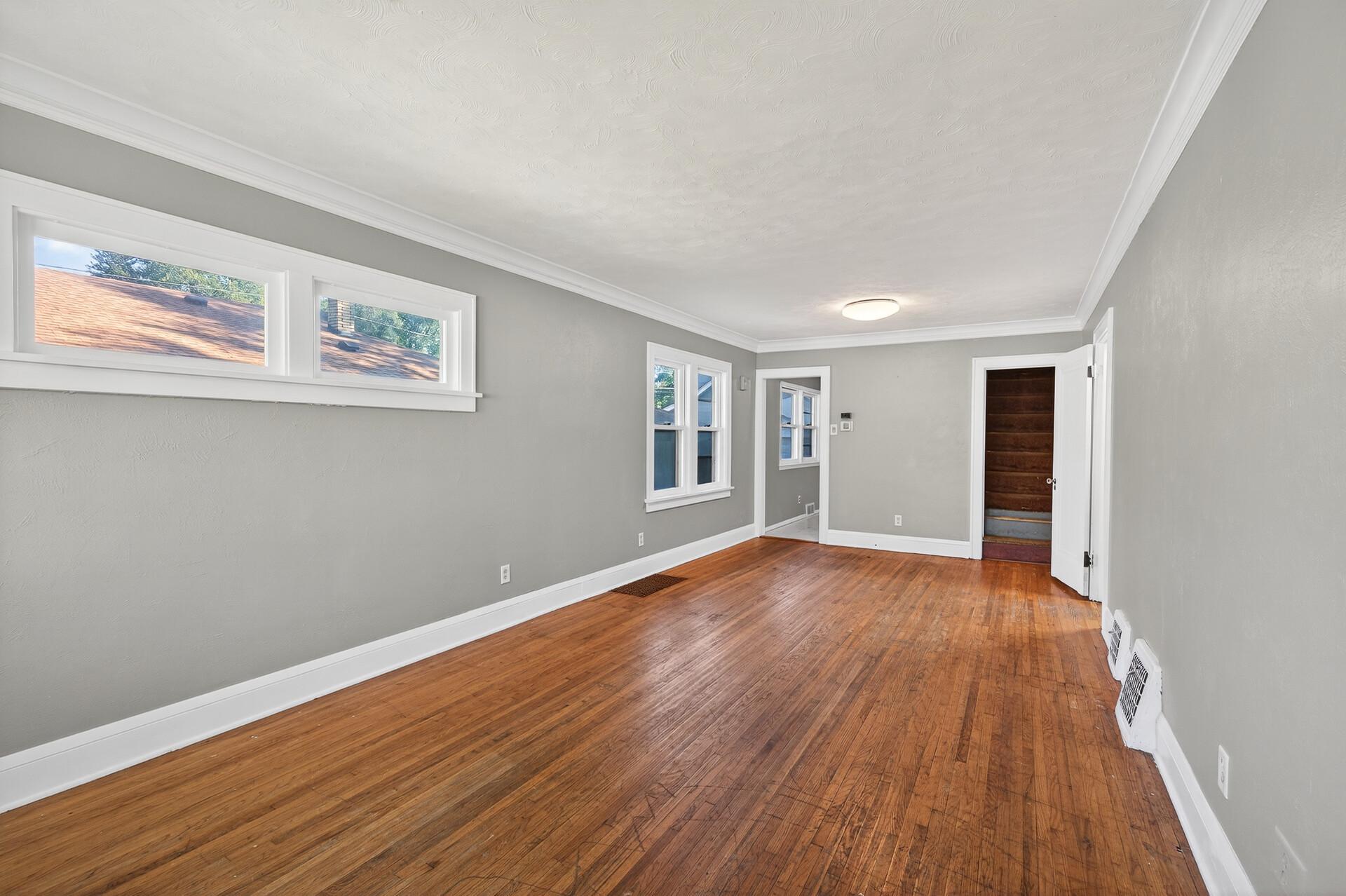View of Residential at 834 Iroquois Avenue, Saint Paul MN 55119, Saint Paul (5 of 28) - Mike Wilen | Minnesota Team Real Estate